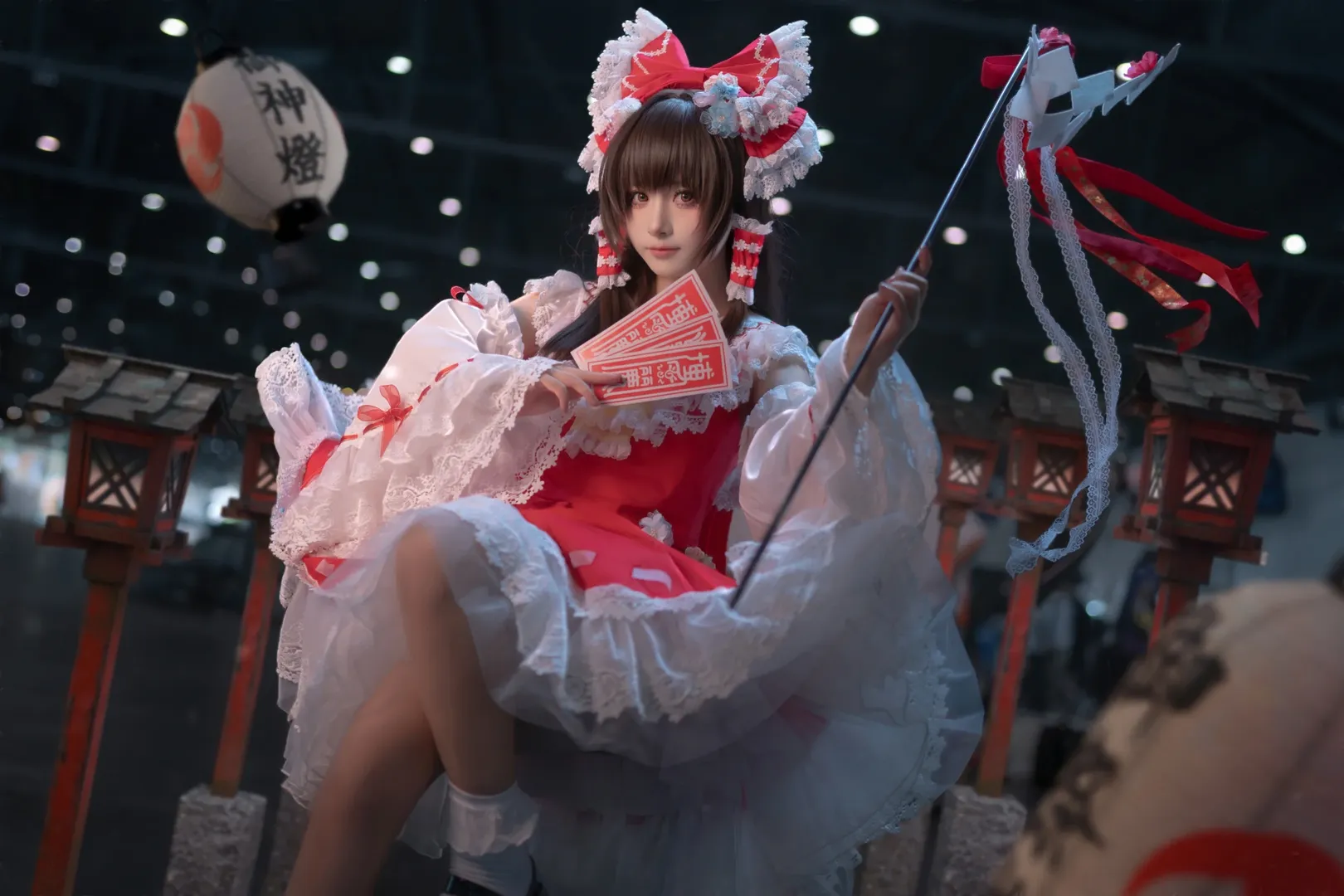博麗霊夢コスプレ, 東方Project, ポーズ参考, イベント撮影のポーズ, インスピレーションの共有 - 2枚目