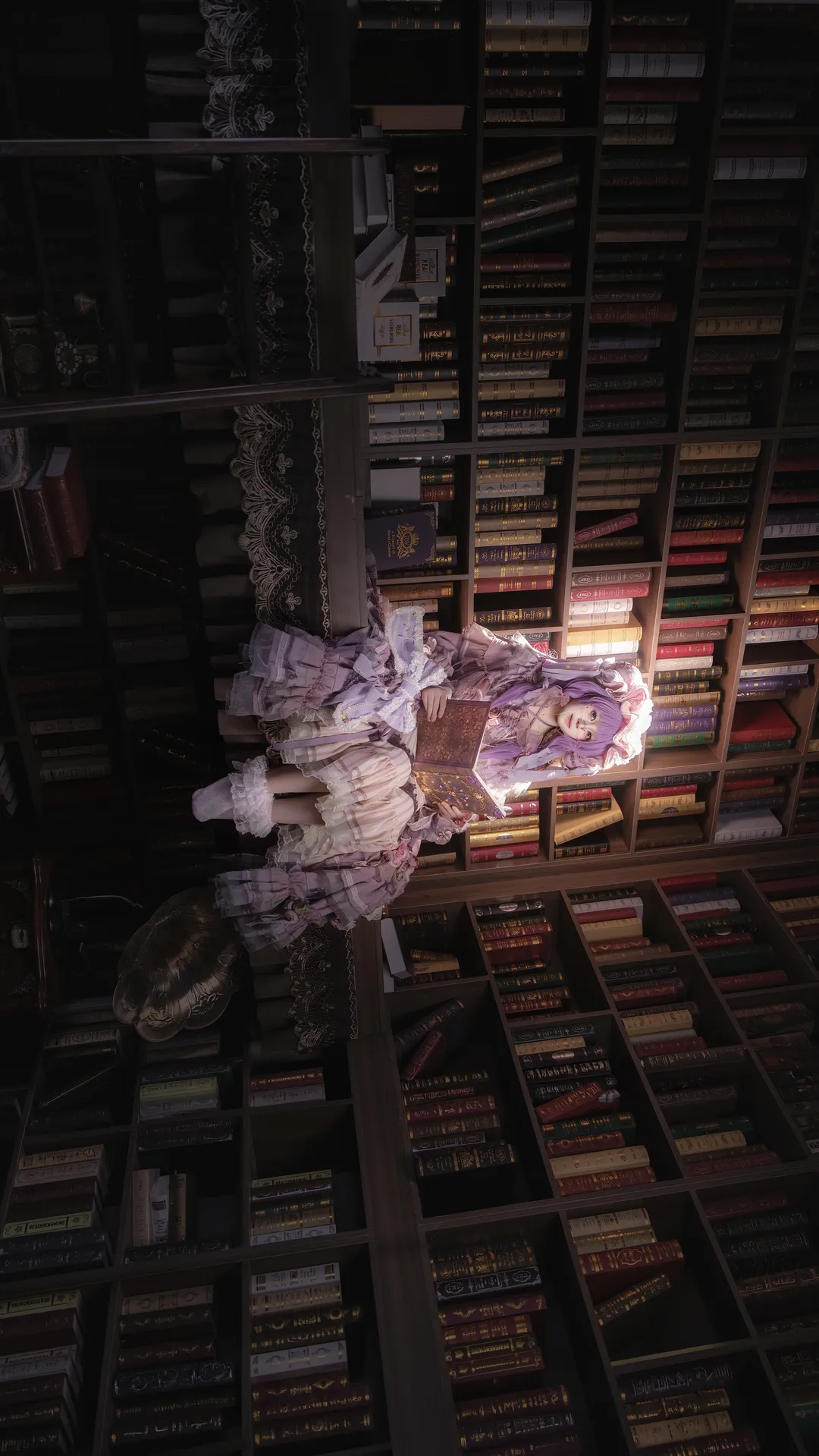 东方Project, 帕秋莉cos, cosplay正片, 洛丽塔摄影, 复古图书馆 - 第5张