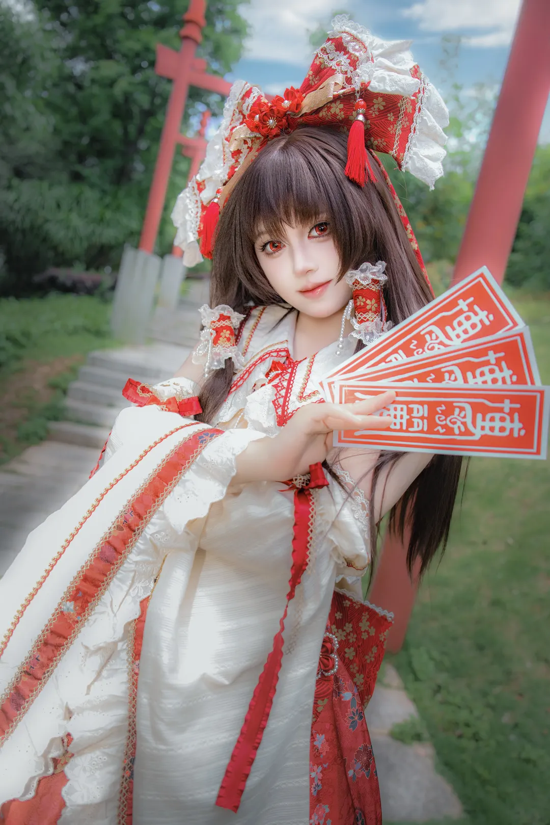 博丽灵梦cos, 东方Project, 二次元cos, cosplay摄影, 神社巫女