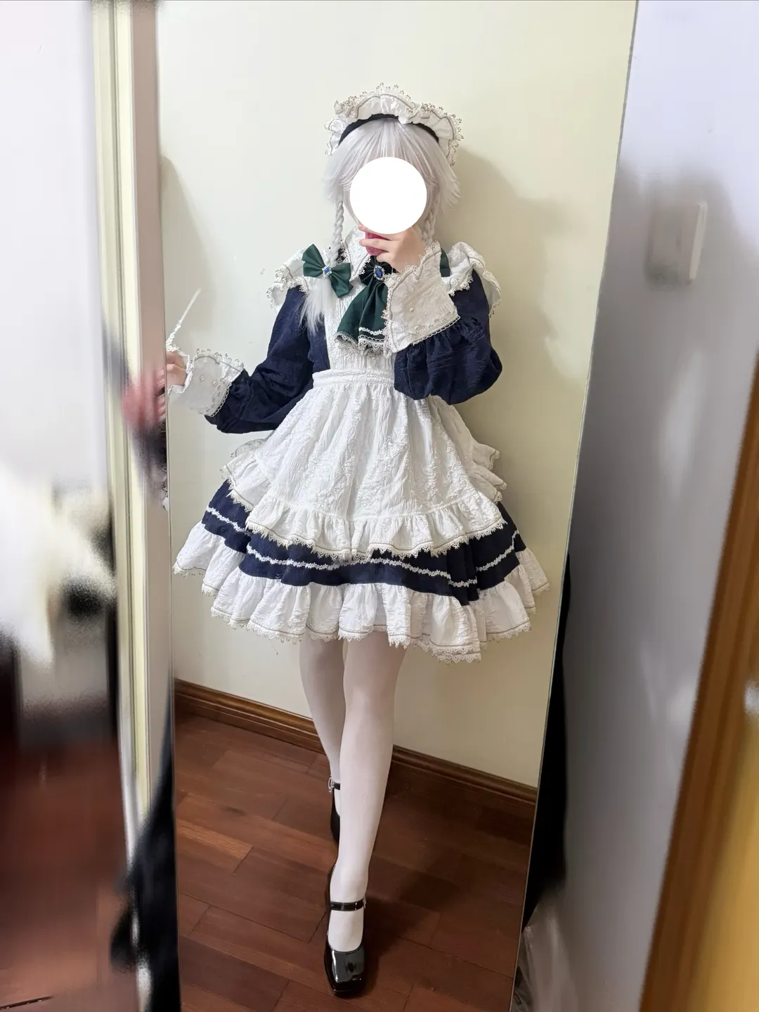 東方Project, メイド服, 十六夜咲夜 コスプレ, 鏡越しの自撮り, コスプレイヤーの日常