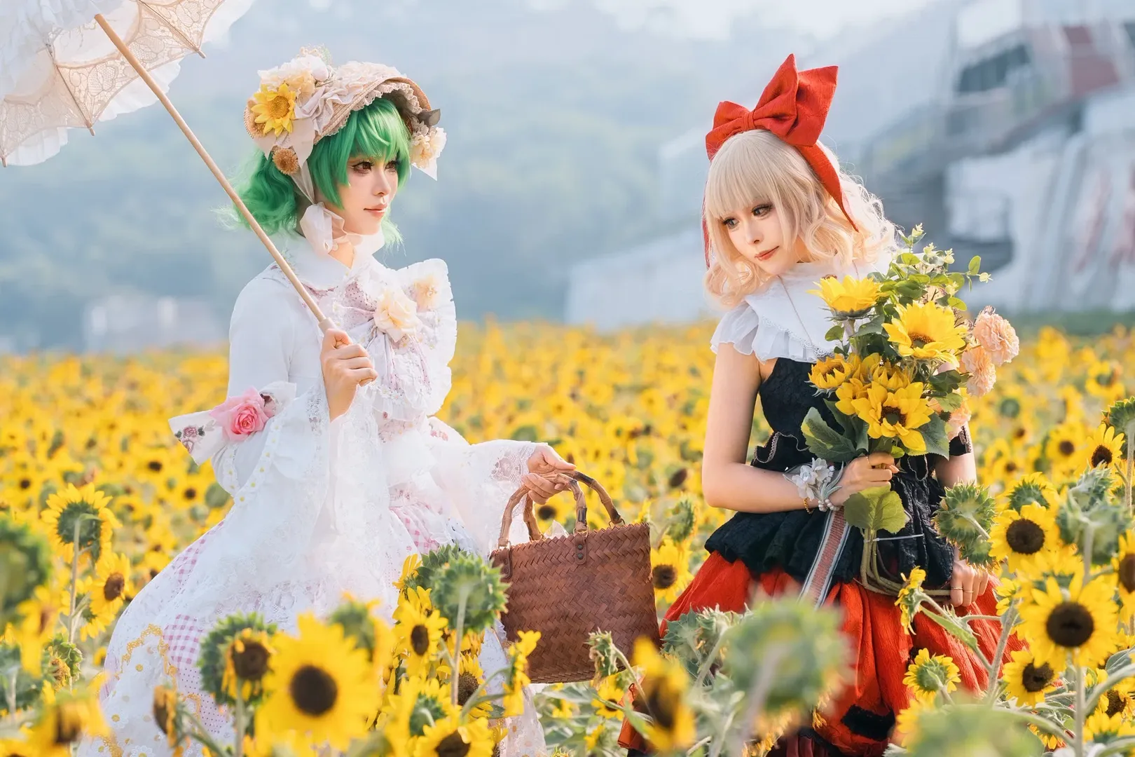 东方Project, 双人cosplay, 风见幽香cos, 向日葵花海cos, 洋装摄影 - 第7张