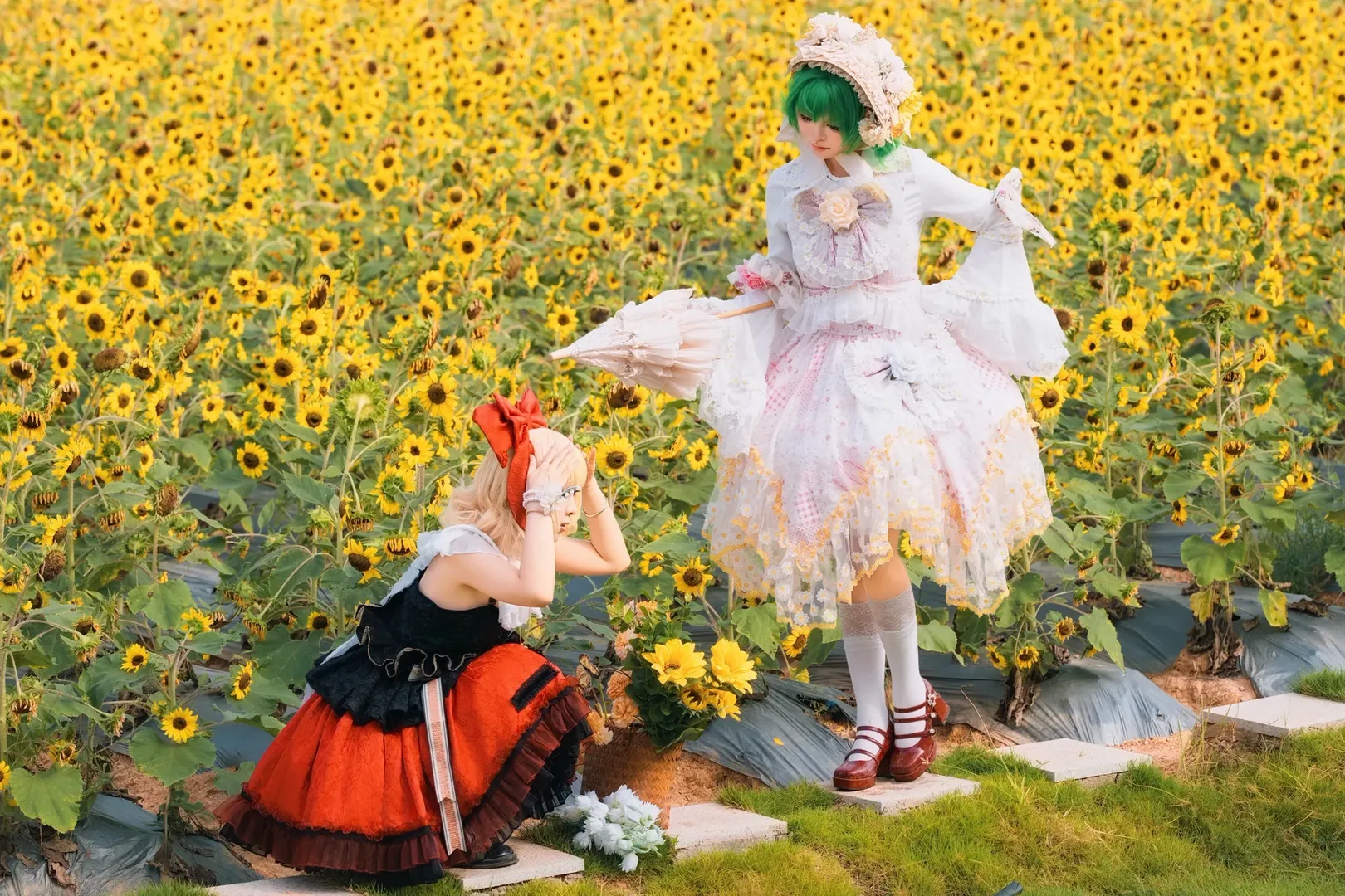 东方Project, 双人cosplay, 风见幽香cos, 向日葵花海cos, 洋装摄影 - 第9张