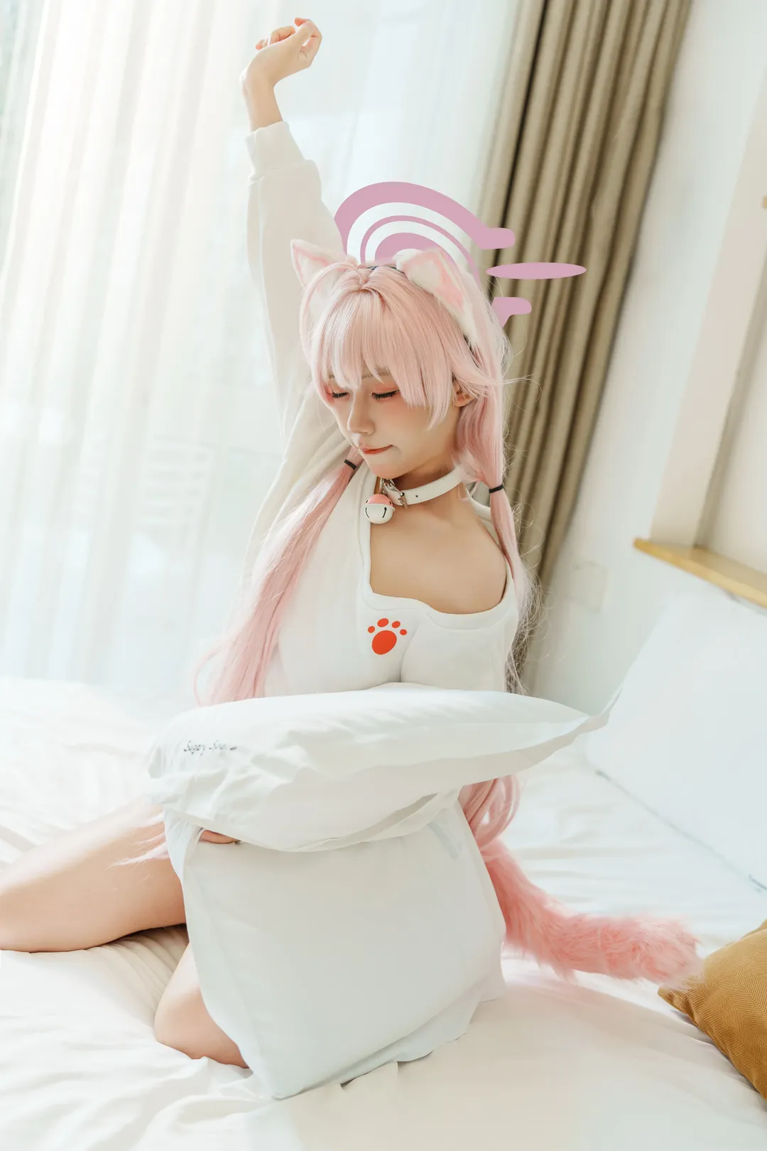 Blue Archive, Takanashi Hoshino cosplay, Cute girl cosplay, Anime cosplay, Home-style photoshoot