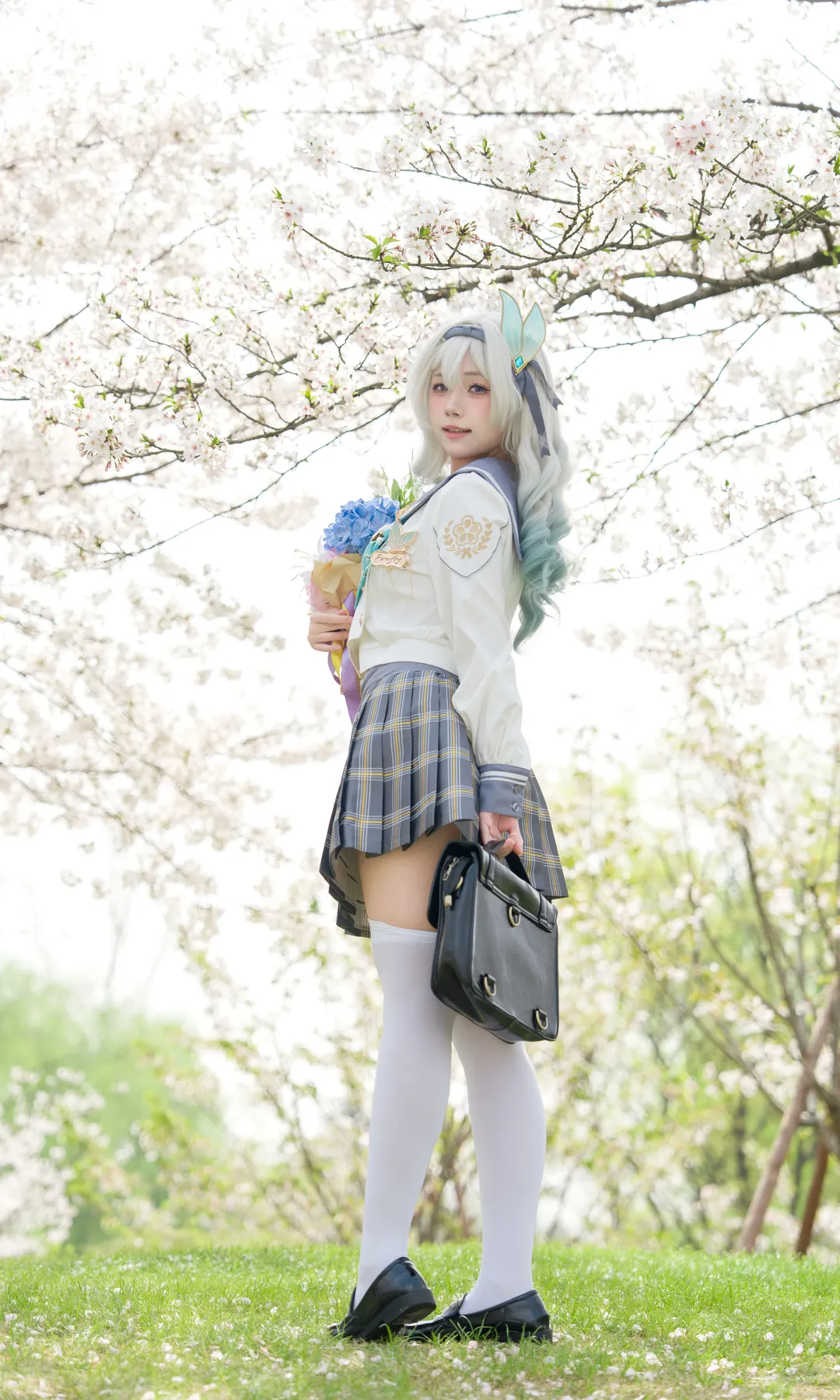 二次元摄影, 崩坏星穹铁道, 流萤cos, JK制服, 樱花写真 - 第2张