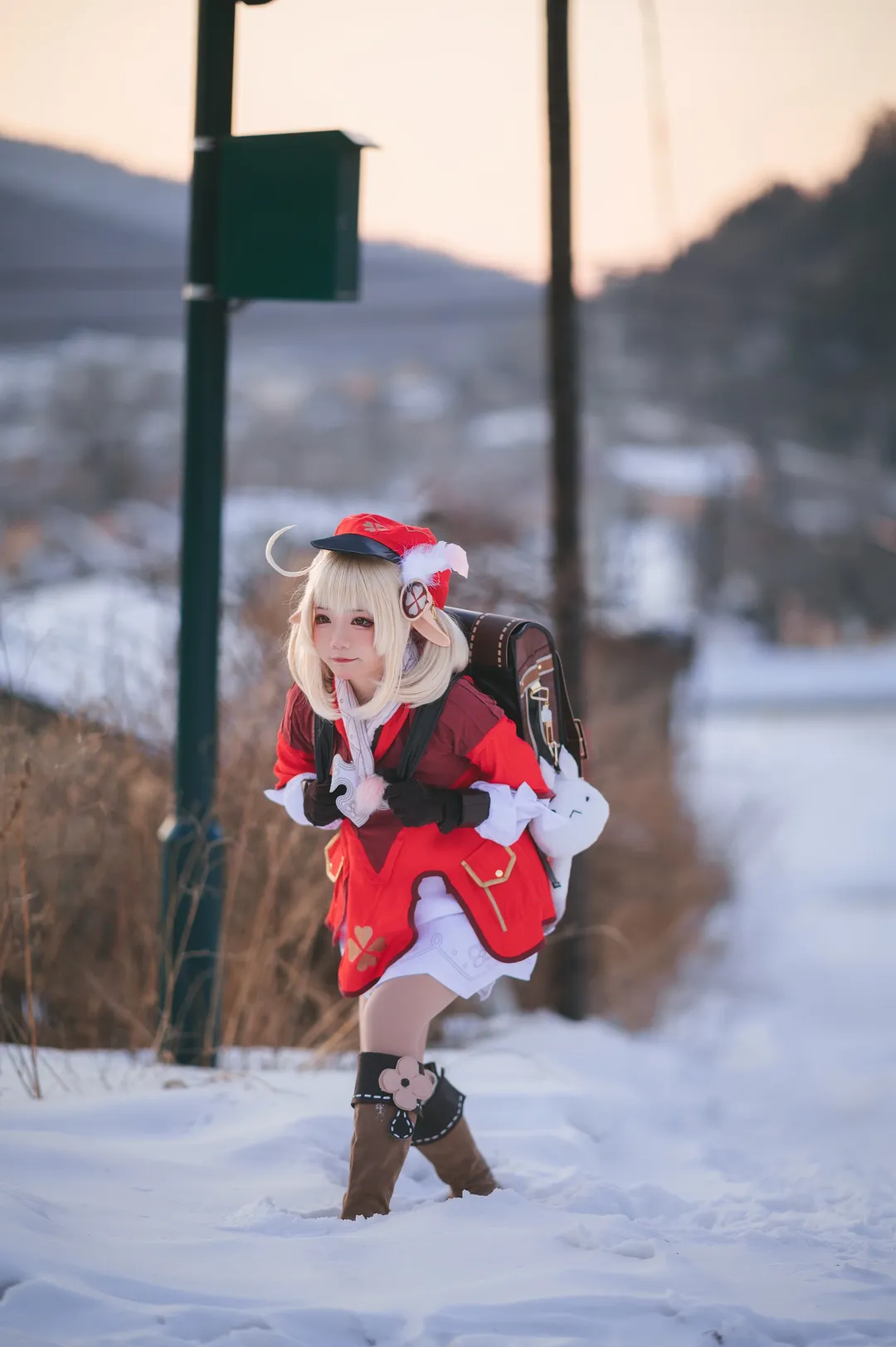 原神, 可莉cos, 冬日摄影, cosplay穿搭, 雪地外景 - 第1张