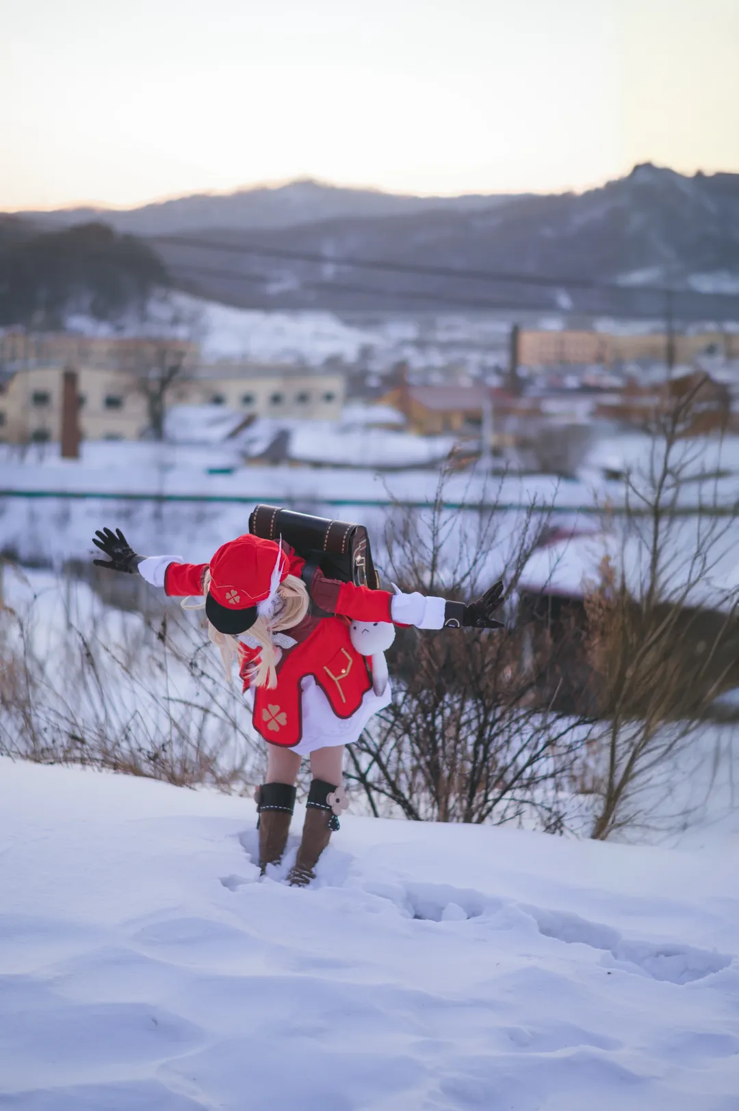 原神, 可莉cos, 冬日摄影, cosplay穿搭, 雪地外景 - 第10张