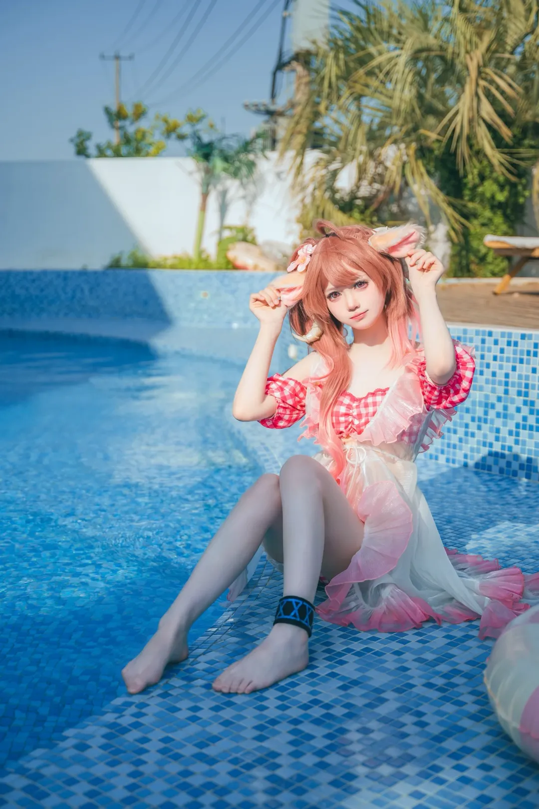 明日方舟, 泳装cosplay, 夏日写真, 艾雅法拉cos, 兽耳娘 - 第2张