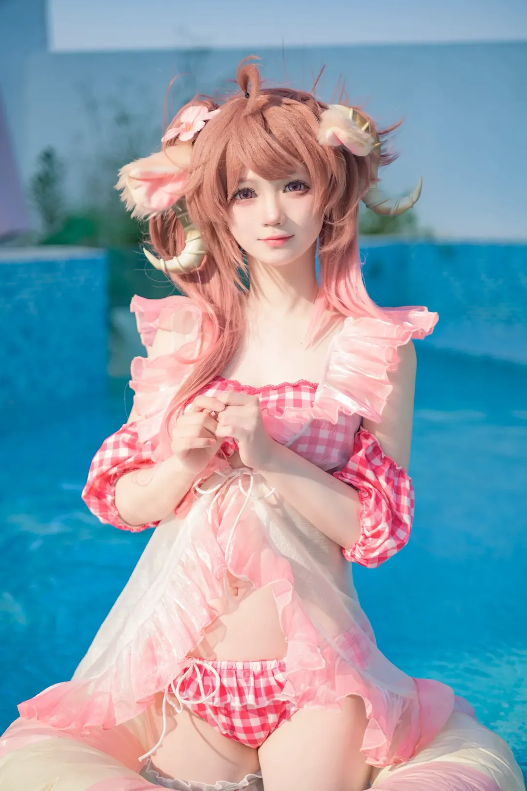 明日方舟, 泳装cosplay, 夏日写真, 艾雅法拉cos, 兽耳娘 - 第6张