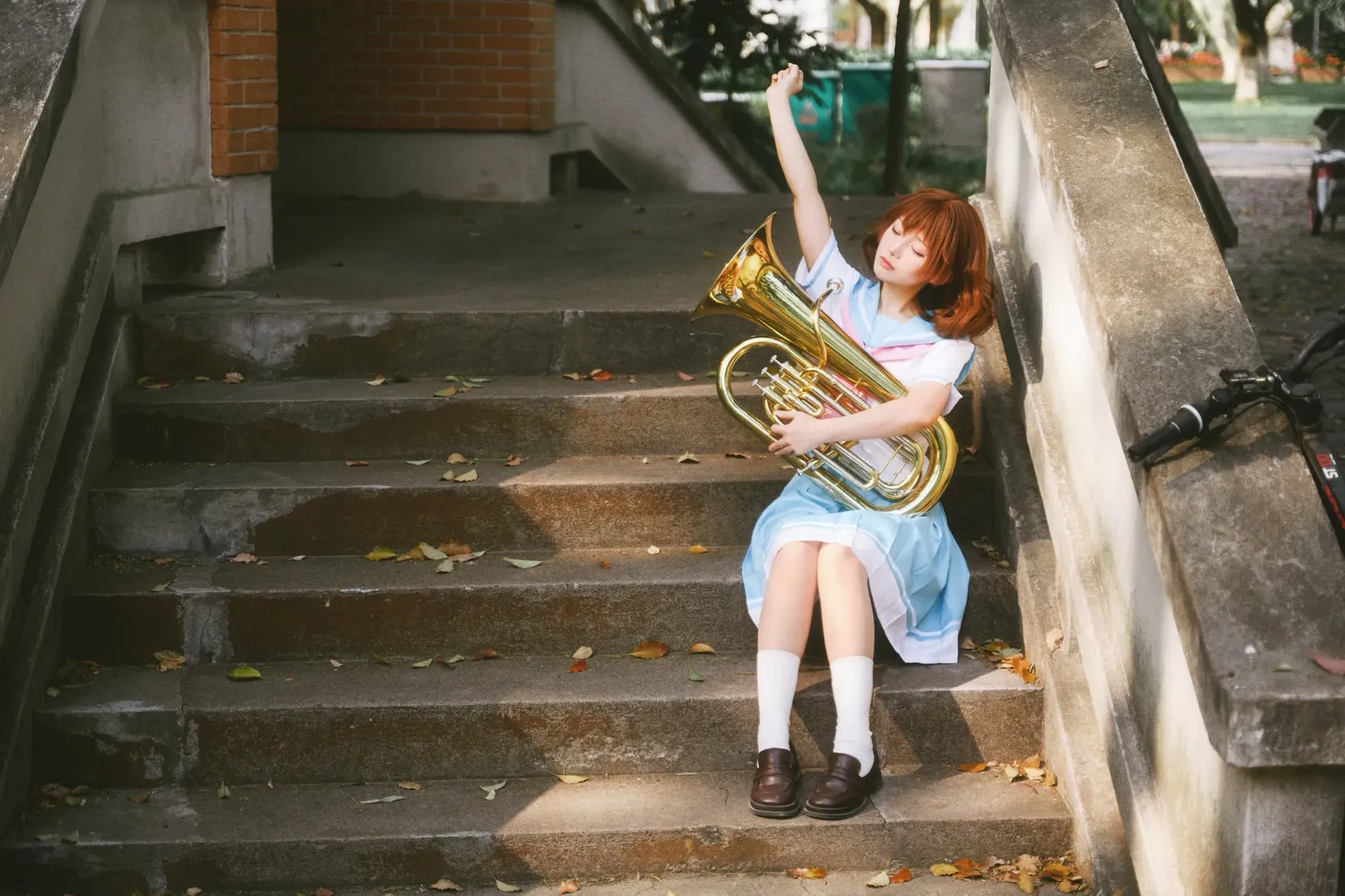 cosplay, 校园写真, 黄前久美子cos, 吹响吧上低音号, 铜管乐器 - 第11张