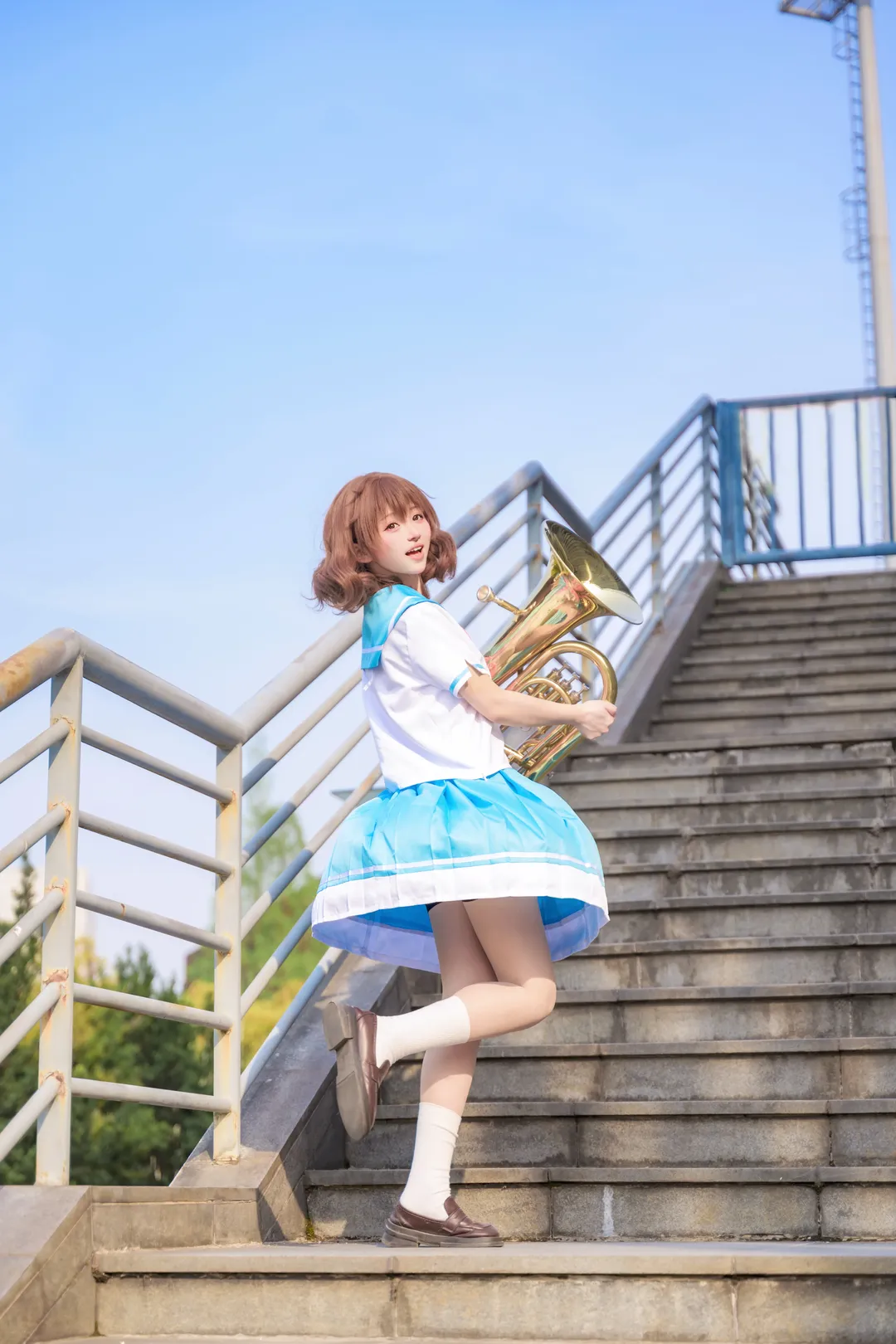 cosplay, 校园写真, 黄前久美子cos, 吹响吧上低音号, 铜管乐器 - 第2张