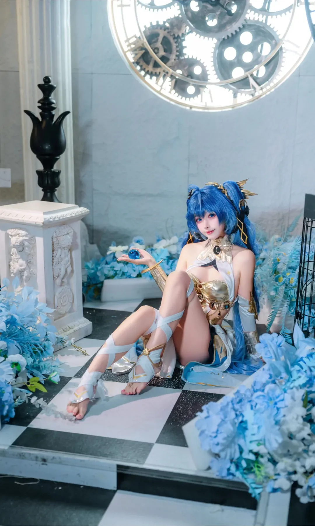 鸣潮, 尤诺cos, cosplay摄影, 蓝发双马尾, 齿轮主题棚拍 - 第5张