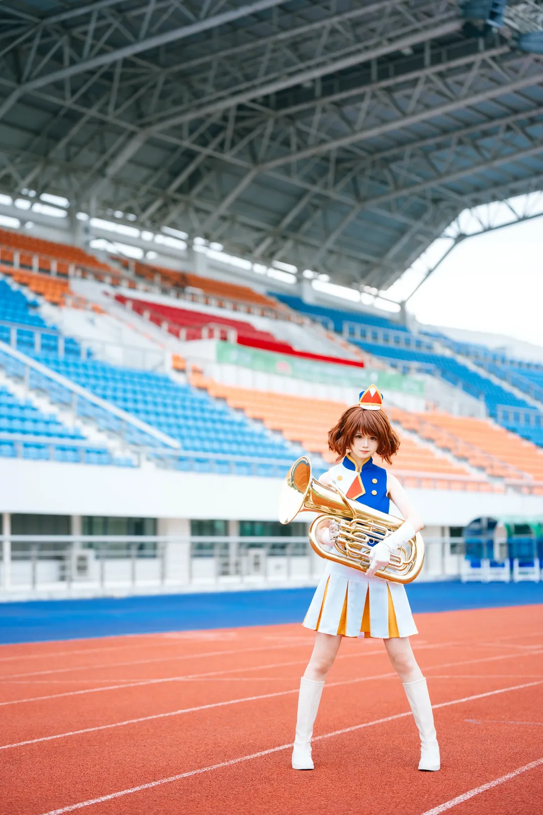 黄前久美子コスプレ, 響け！ユーフォニアム, スタジアム外観, テューバ演奏, 二次元応援 - 1枚目