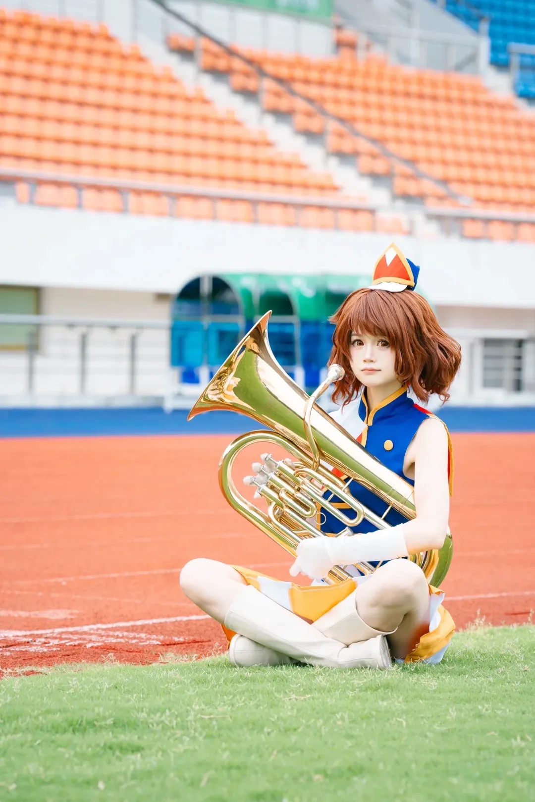 黄前久美子コスプレ, 響け！ユーフォニアム, スタジアム外観, テューバ演奏, 二次元応援 - 2枚目