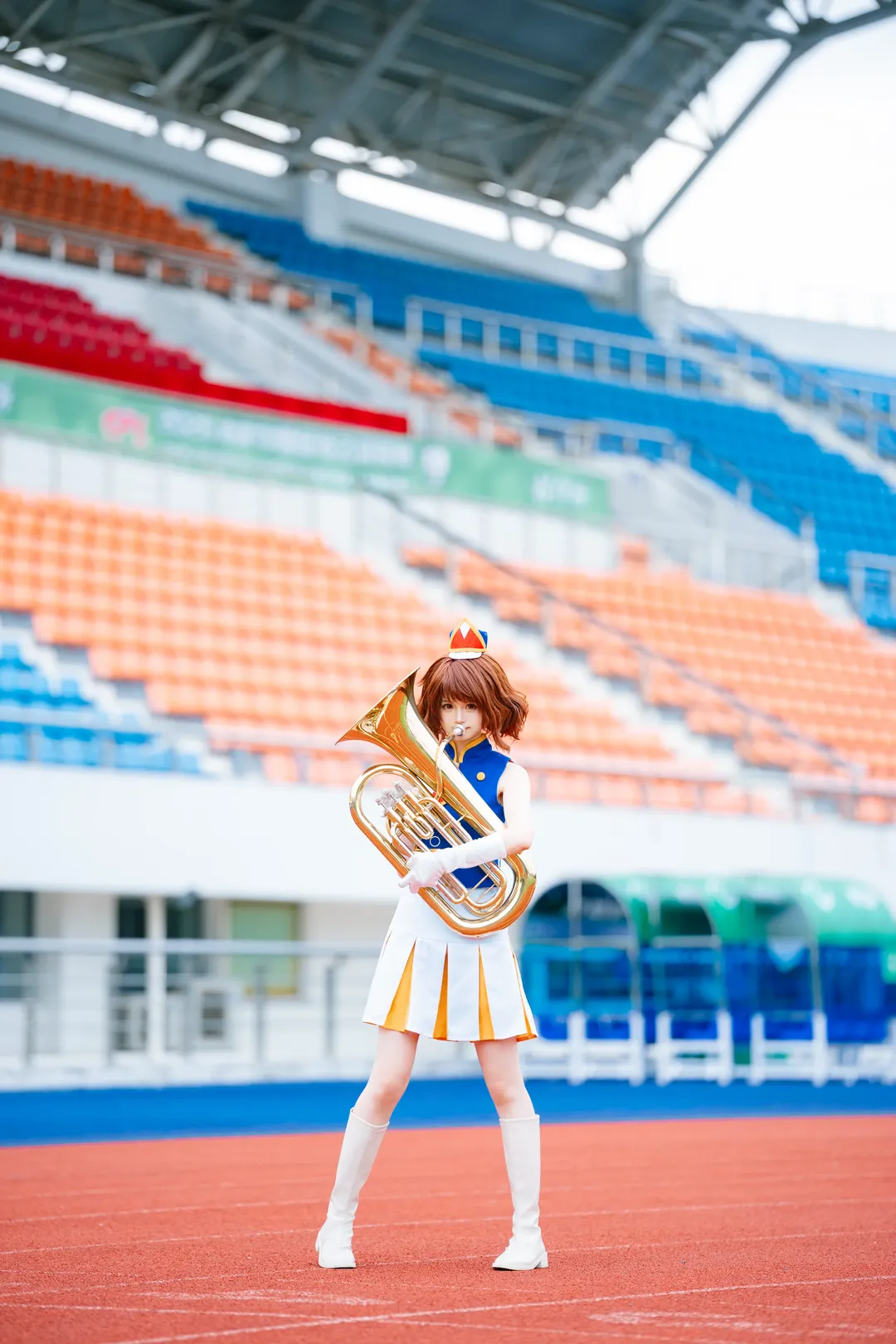 黄前久美子コスプレ, 響け！ユーフォニアム, スタジアム外観, テューバ演奏, 二次元応援 - 4枚目