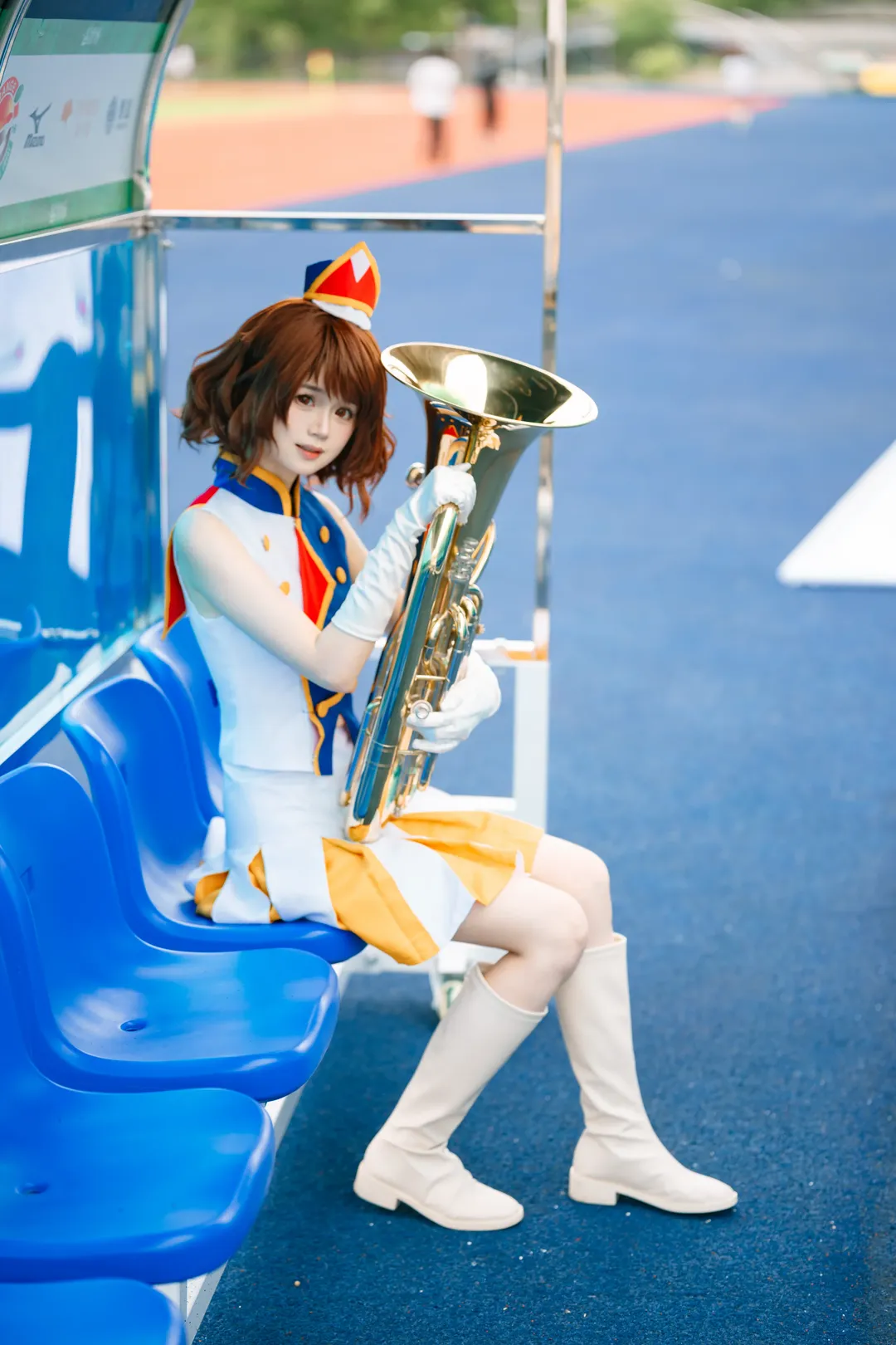 黄前久美子コスプレ, 響け！ユーフォニアム, スタジアム外観, テューバ演奏, 二次元応援 - 9枚目