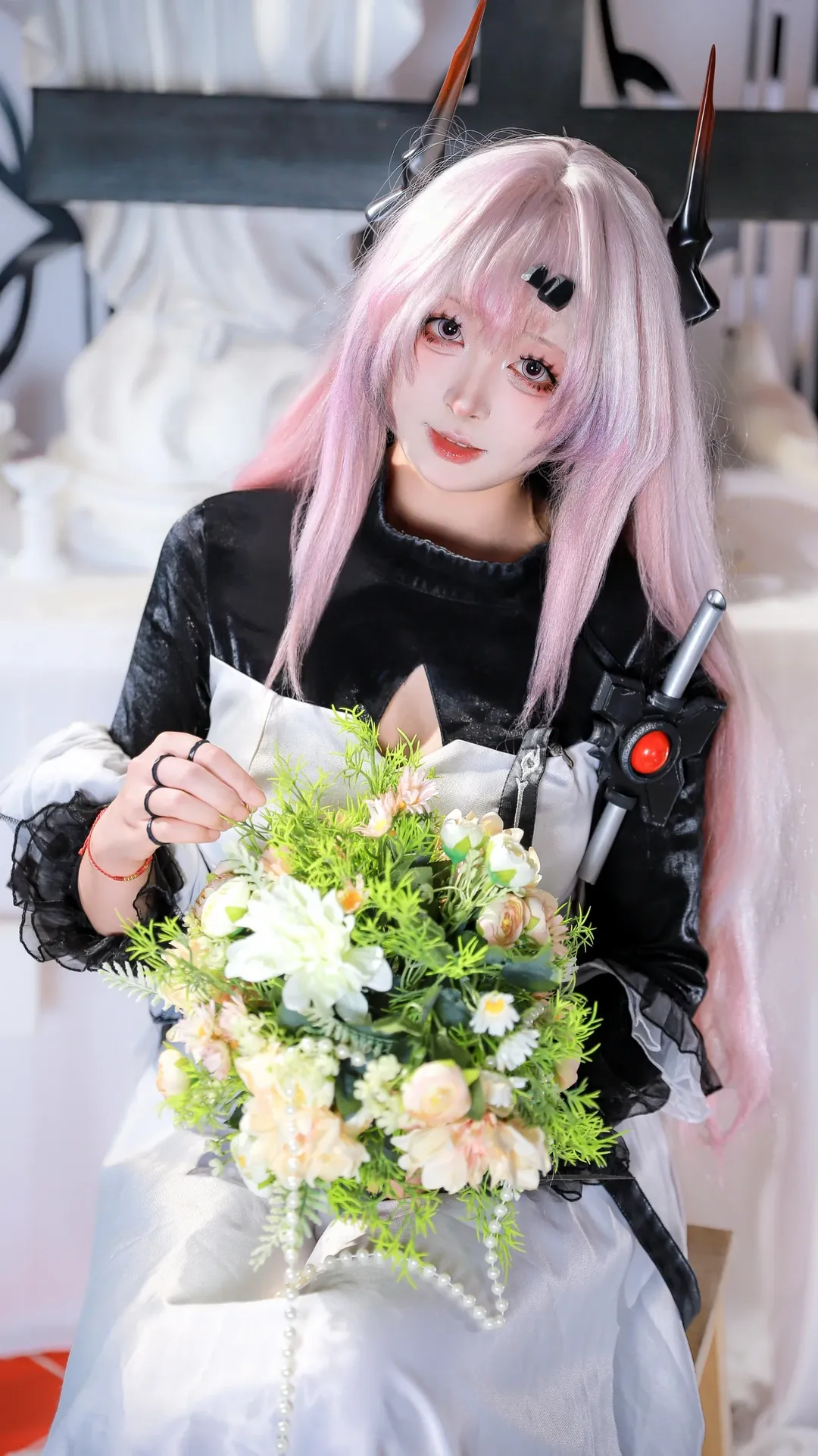 Character accuracy, Aesthetic photography, Scene setup, Arknights, Theresa Cosplay