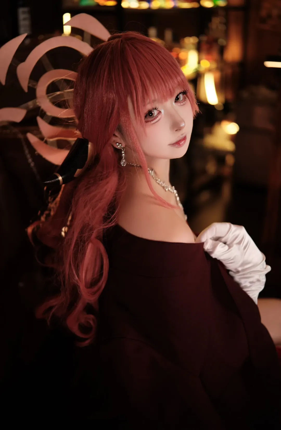 角色还原, 碧蓝档案, 二次元cosplay, 酒吧氛围, 陆八魔爱露cos - 第4张