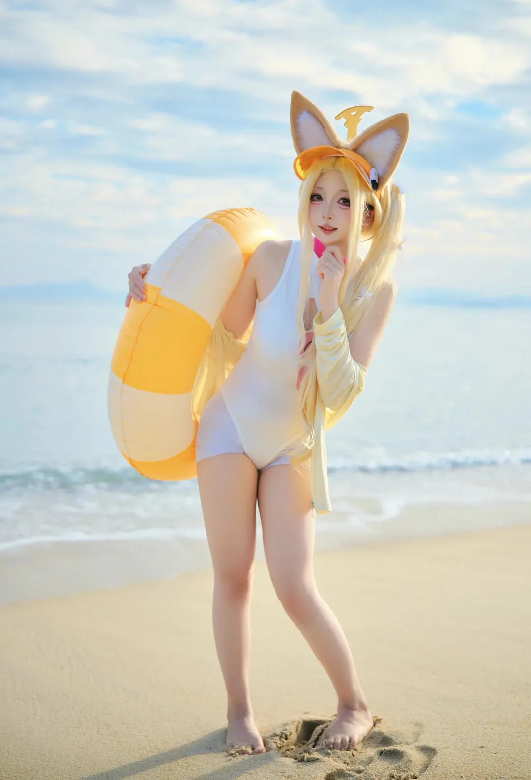 蔚蓝档案, cosplay摄影, 百合园圣娅cos, 沙滩泳装cos, 夏日拍摄 - 第4张