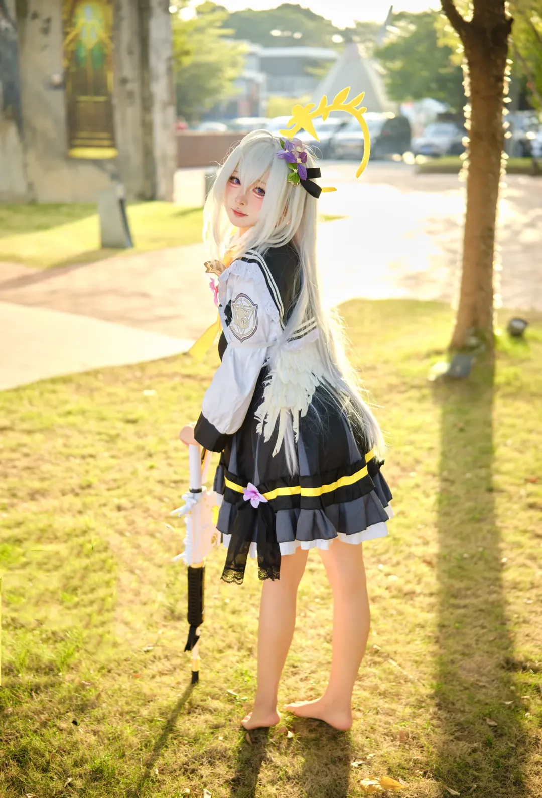 Anime-style photography, Blue Archive, Outdoor cosplay, Shirasu Azusa cosplay, Cosplay sharing - Image 2