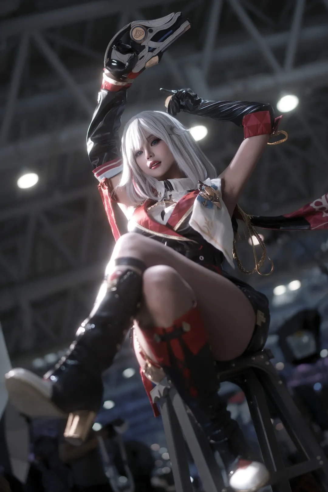 崩坏星穹铁道, 漫展返图, cosplay动作参考, 暗调摄影, 托帕cos