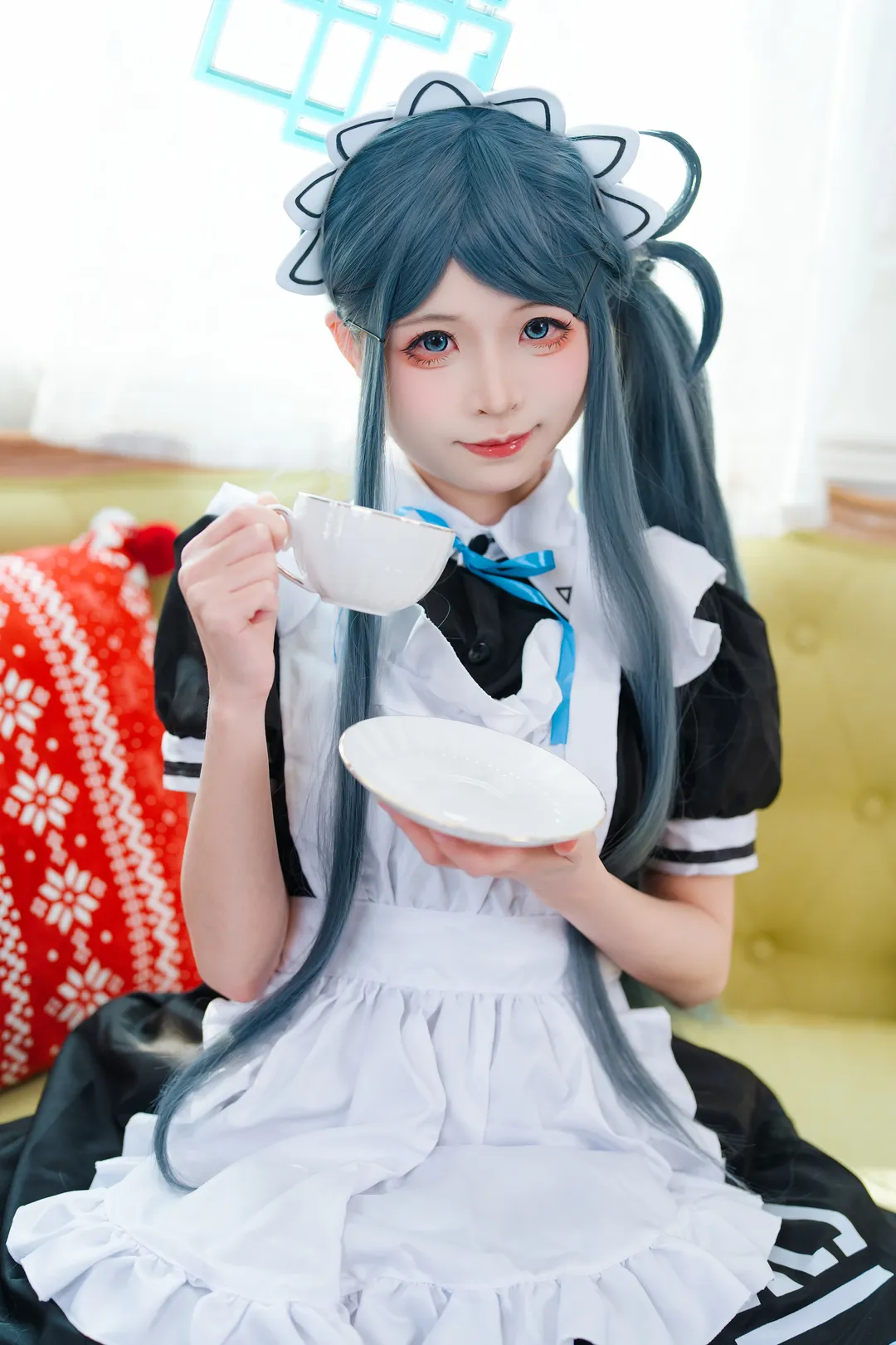 ブルーアーカイブ, 白ニーソコーデ, 二次元写真, 天童アリス コスプレ, メイド服コスプレ