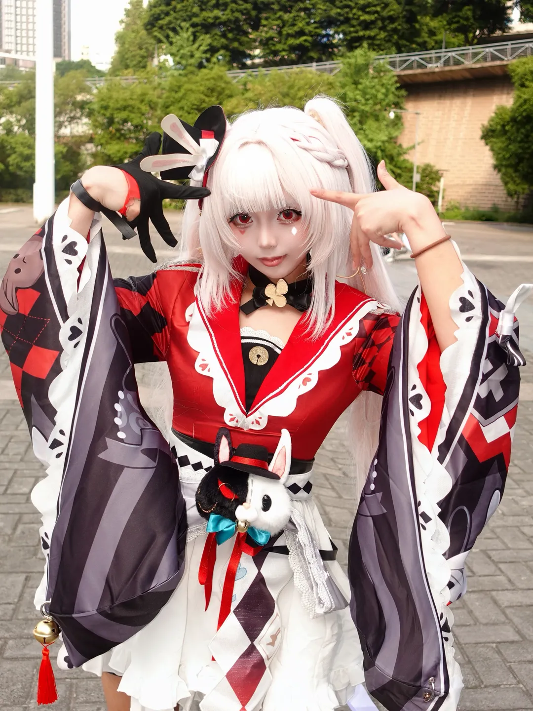 崩坏星穹铁道, 火花cos, 户外cosplay, 二次元写真, 红白哥特风
