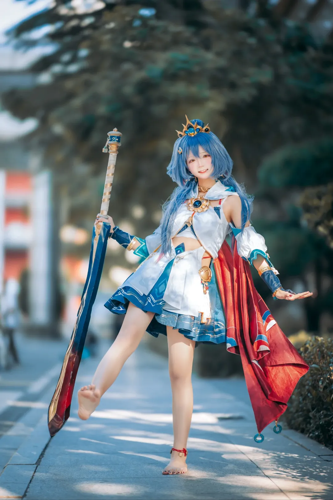 Anime girl, Honkai: Star Rail, Yunli cosplay, Honkai: Star Rail cosplay, Convention outdoor photoshoot - Image 1