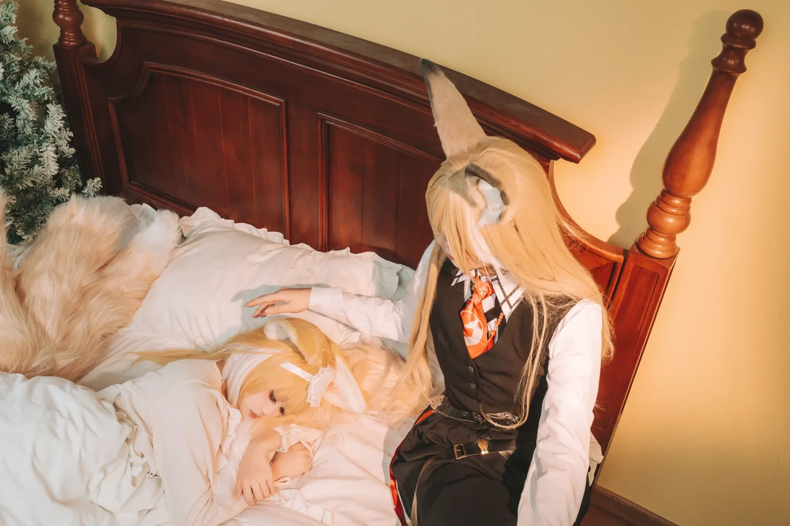 アークナイツ, 九尾の狐, スズランとヴァルピスフォリアのコスプレ, 獣耳日常, ペアコスプレ - 3枚目