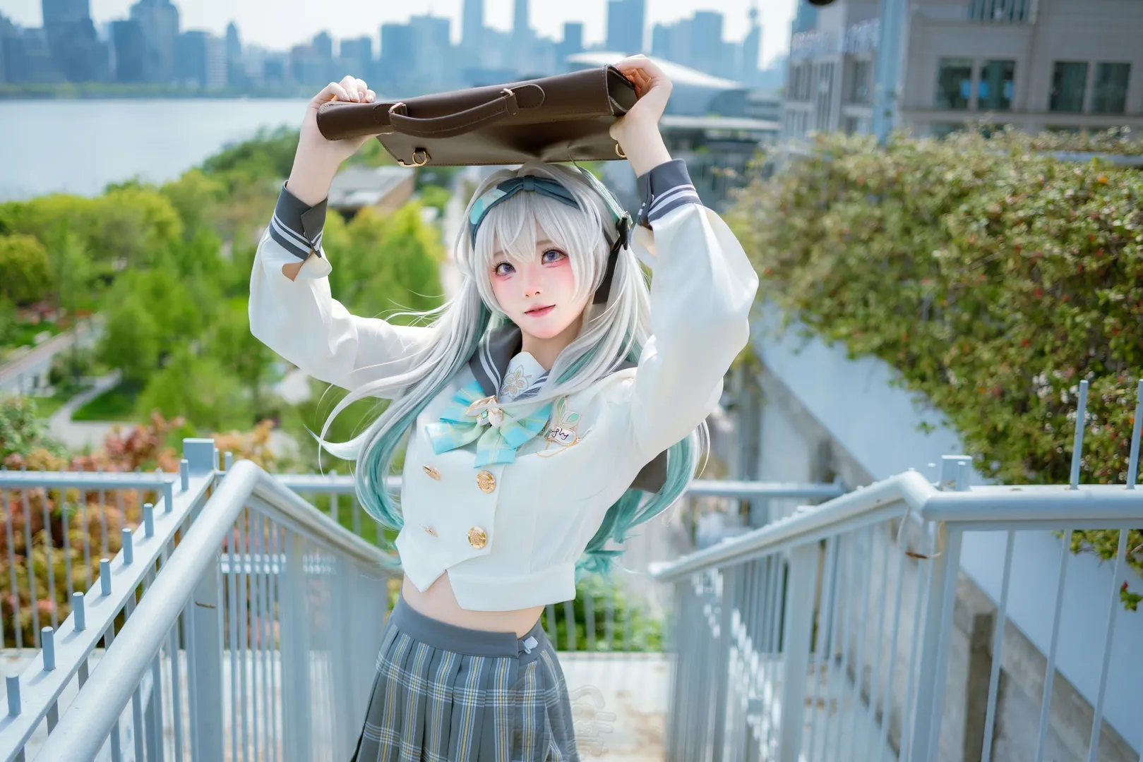 崩坏星穹铁道, 流萤cos, 春日手信, cosplay日常, 天台摄影 - 第1张