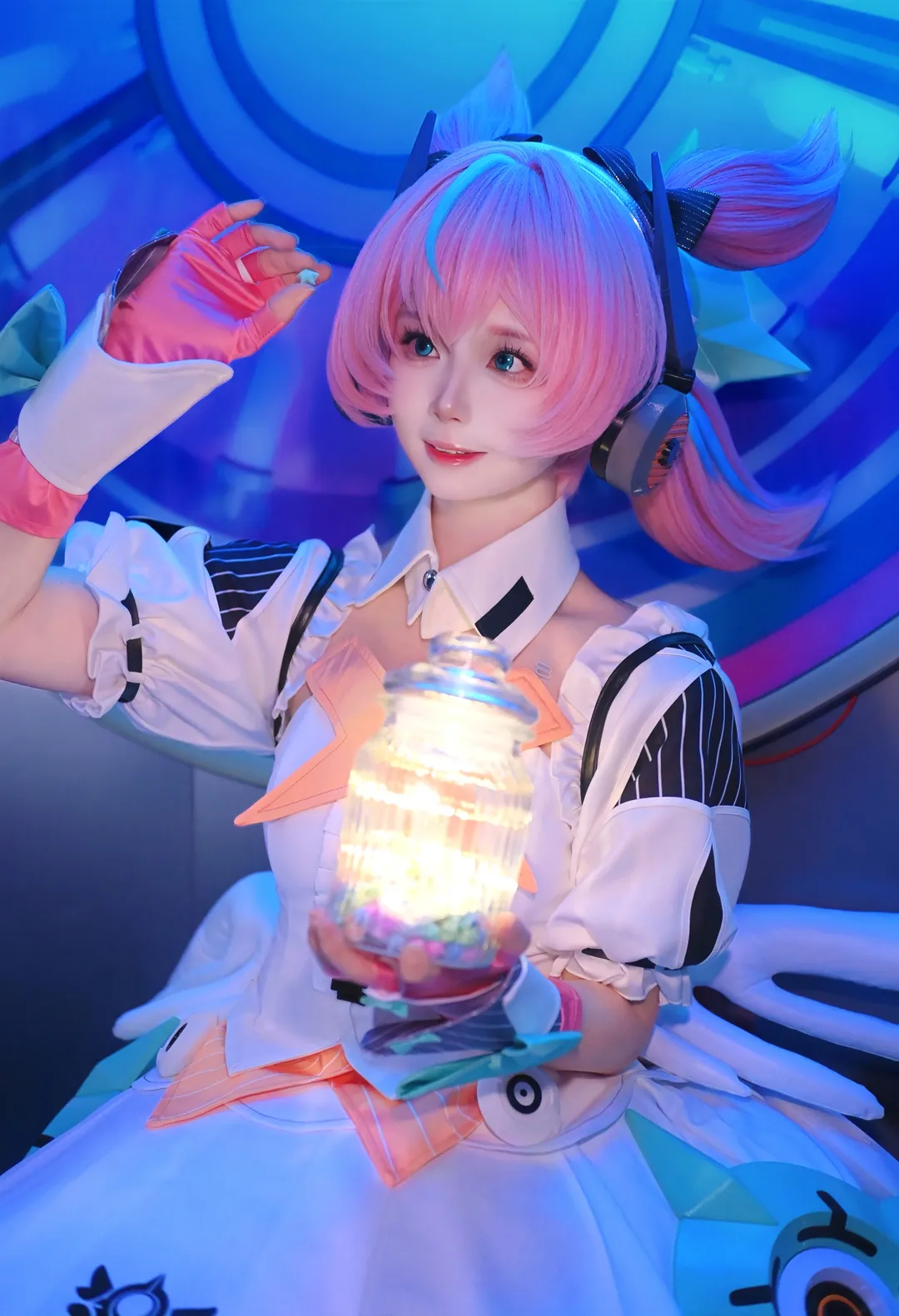 Zenless Zone Zero, Angels of Delusion, Aria cosplay, Cosplay photos, Anime convention
