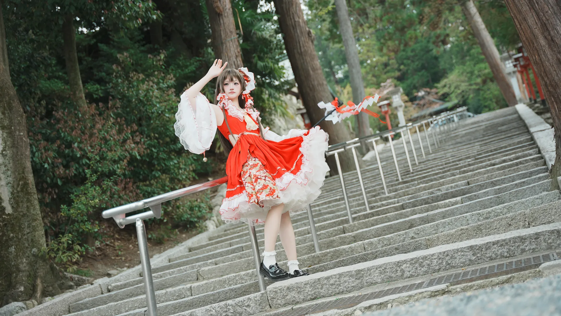 Character accuracy, Reimu Hakurei Cosplay, Touhou Project, Japanese-style shrine, Eastern aesthetics