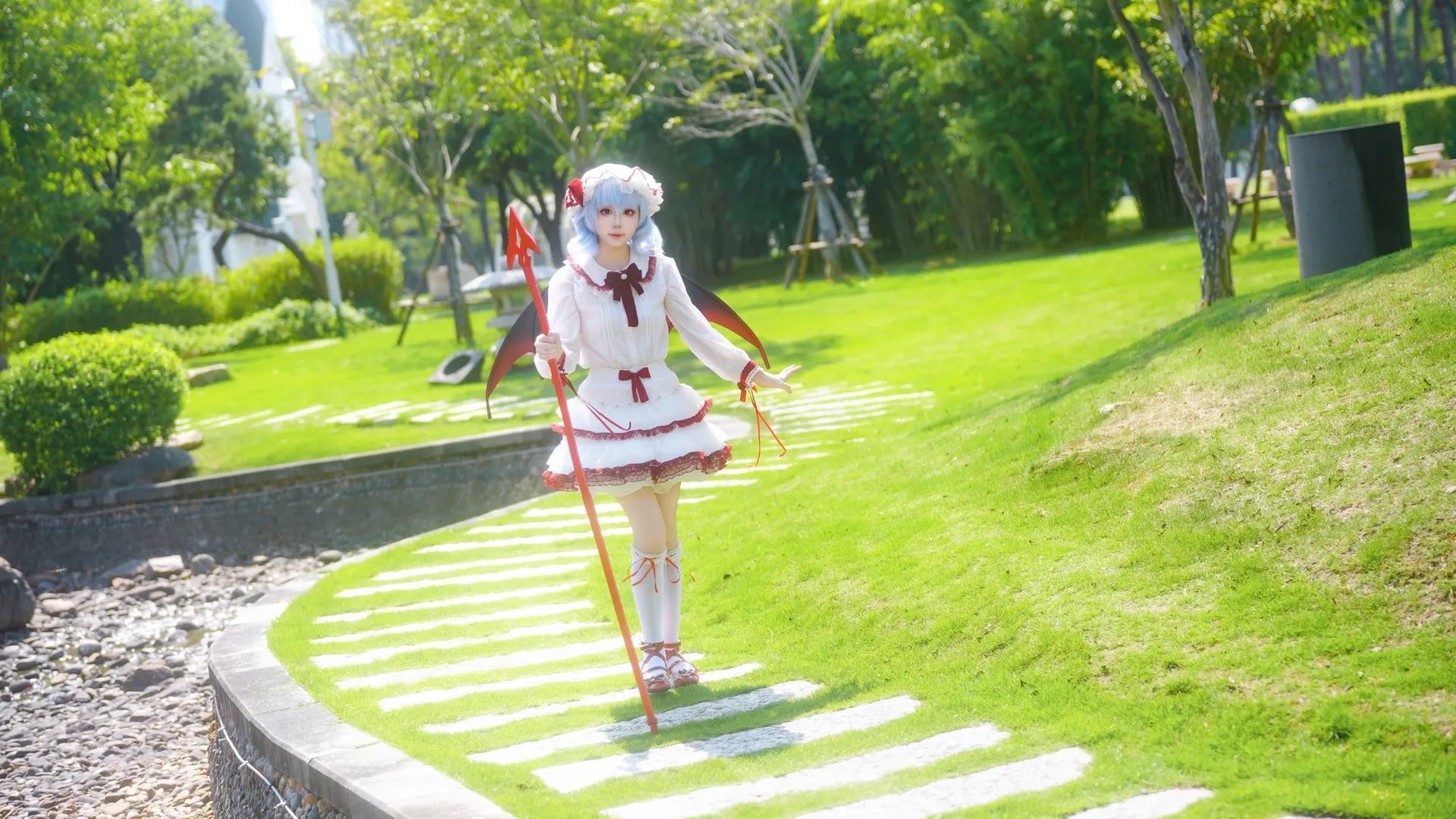 東方Project, レミリアコスプレ, 吸血鬼コスプレ, ACG屋外ロケーション, 屋外コスプレ撮影 - 6枚目