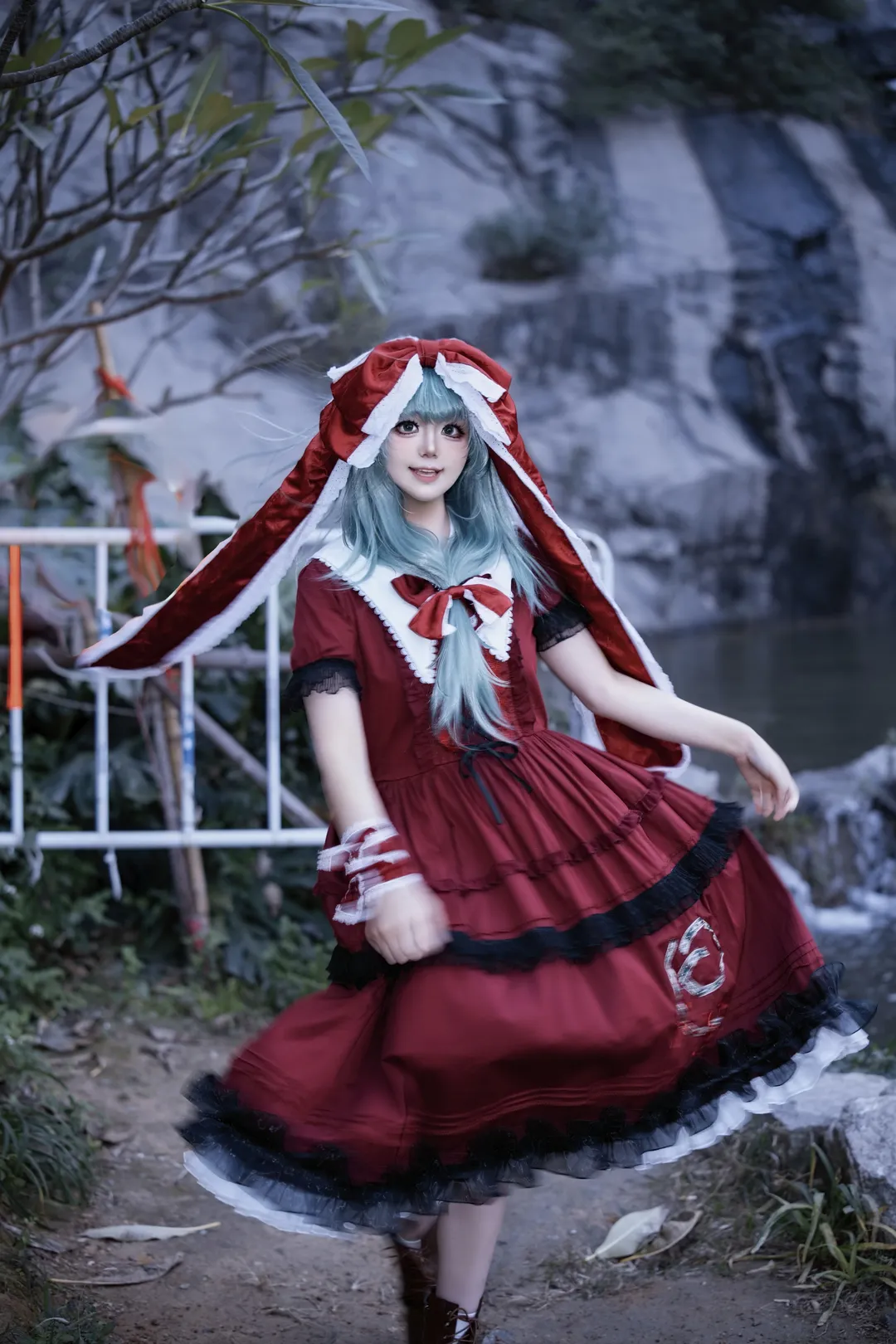 东方project, 东方风神录, 键山雏cos, 瀑布外景摄影, 复古洋装cosplay - 第12张