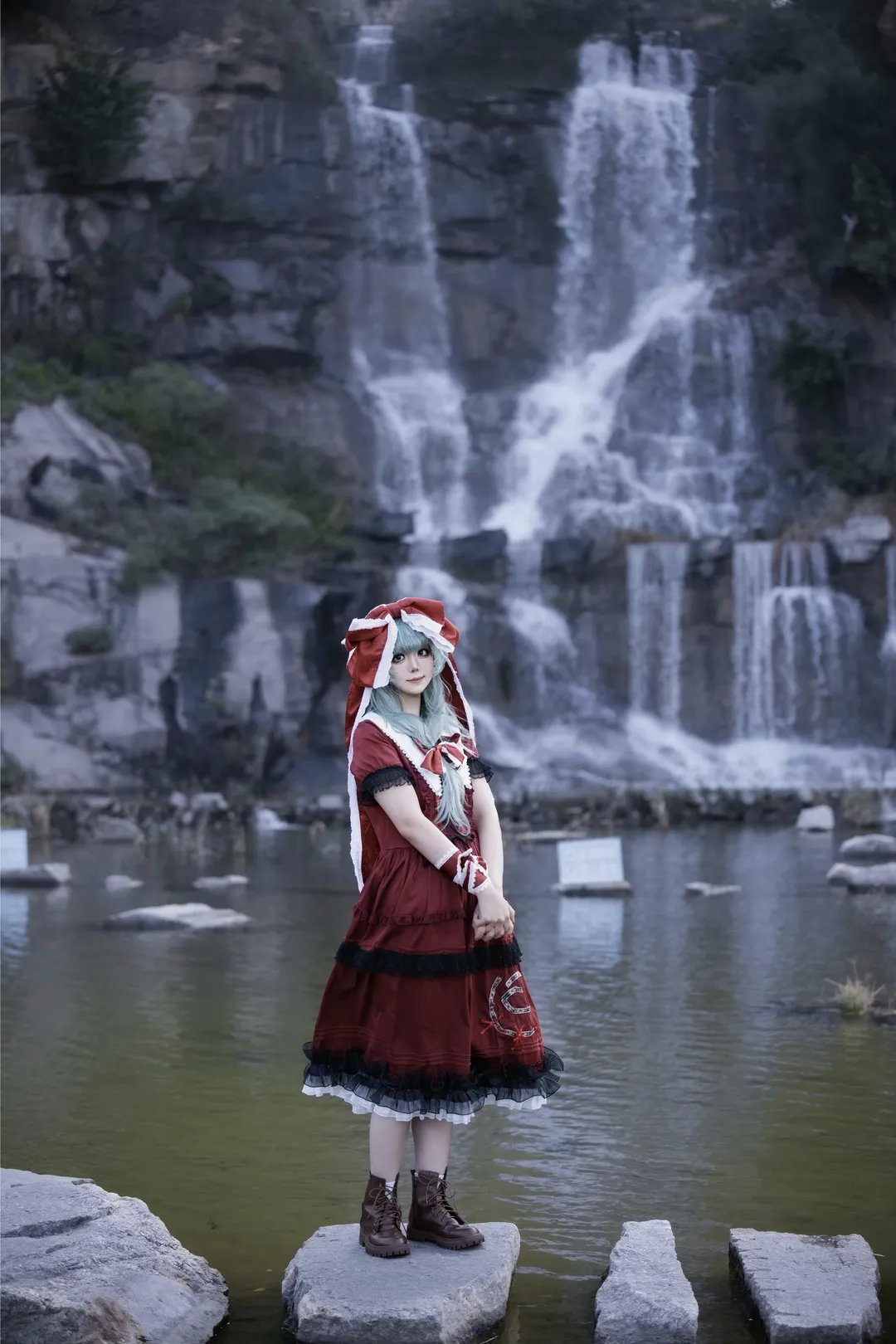 东方project, 东方风神录, 键山雏cos, 瀑布外景摄影, 复古洋装cosplay - 第5张
