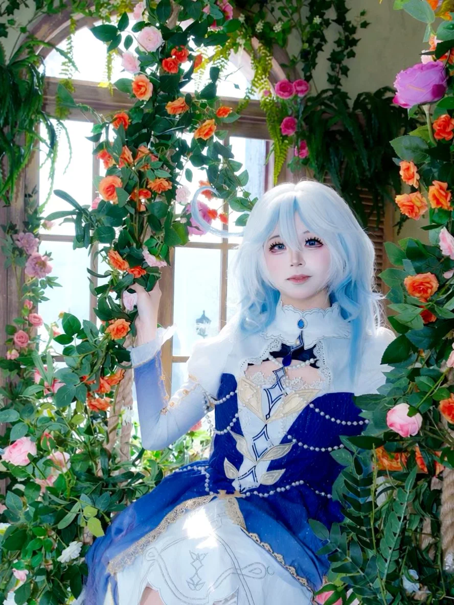 cosplay, 二次元摄影, 芙宁娜cos, 蓝发cos, 花房写真 - 第2张