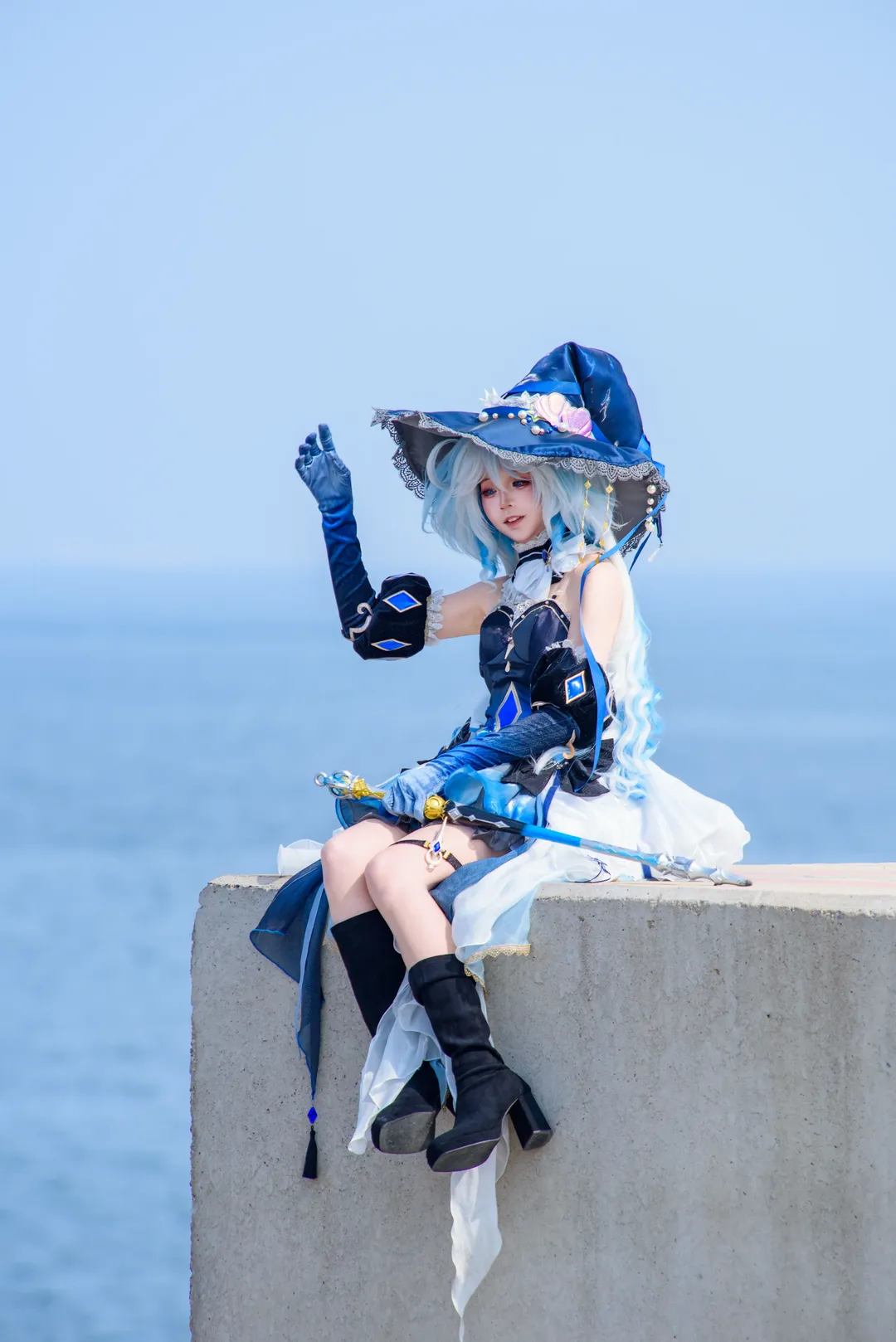 原神, フリーナ コスプレ, 捏造コスプレ, コスプレ撮影, 海辺のコスプレ - 1枚目