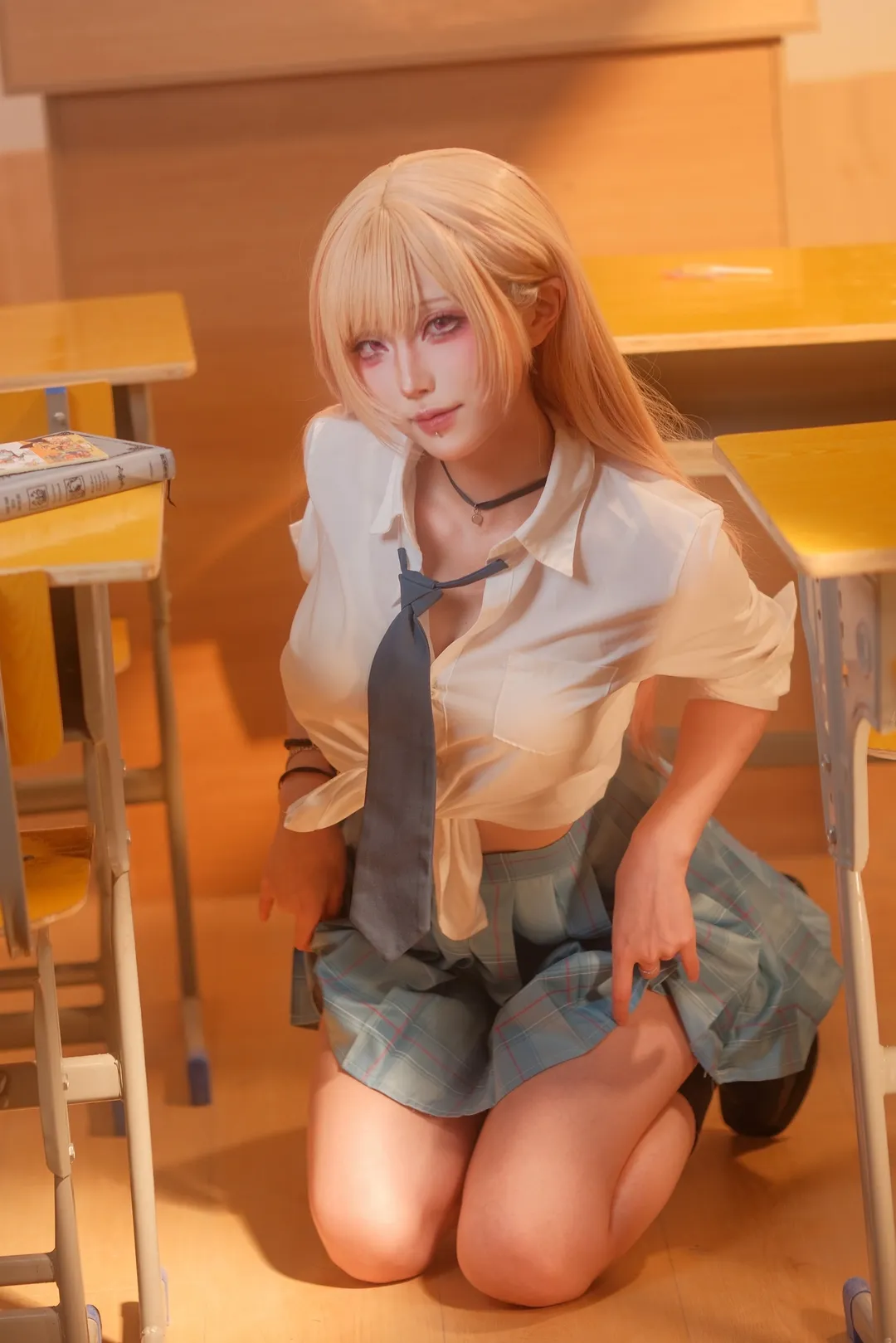 cosplay正片, 二次元穿搭, 喜多川海梦cos, 更衣人偶坠入爱河, 校园摄影
