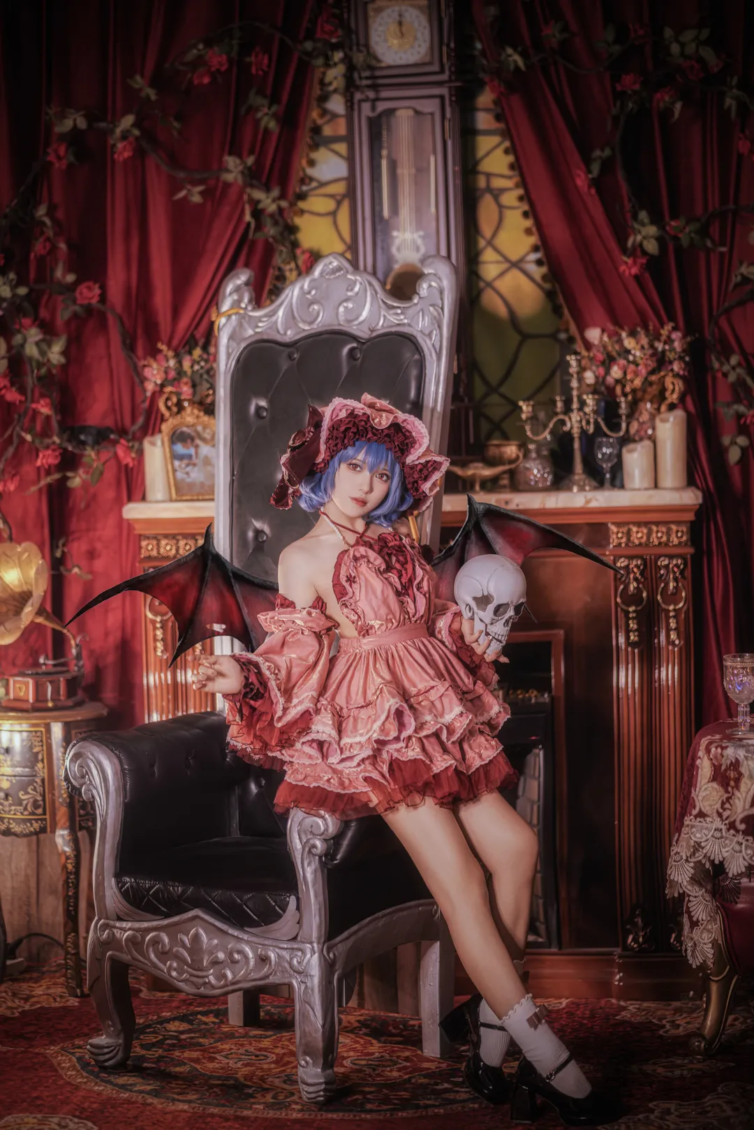 Aesthetic photography, Remilia cosplay, Touhou, Red European style, Gothic Lolita - Image 5