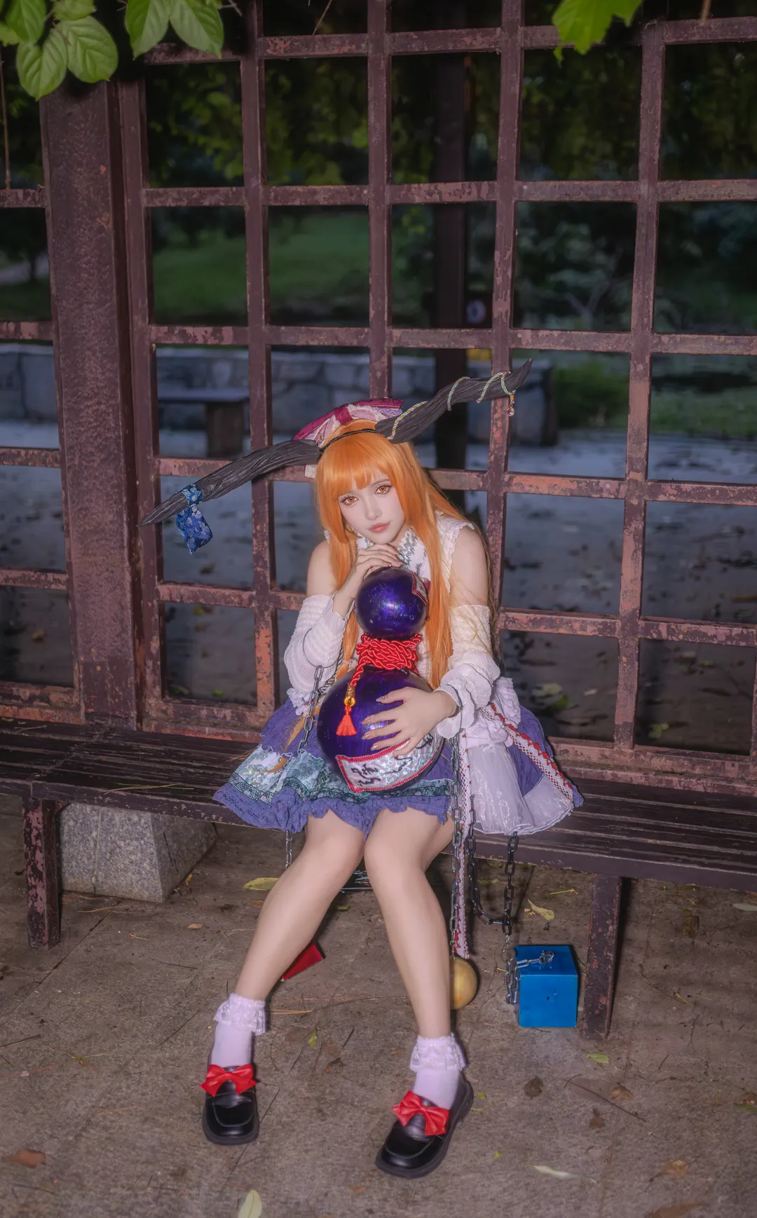 Touhou Project, Ibuki Suika cosplay, Orange hair, Oni, Wine gourd - Image 4