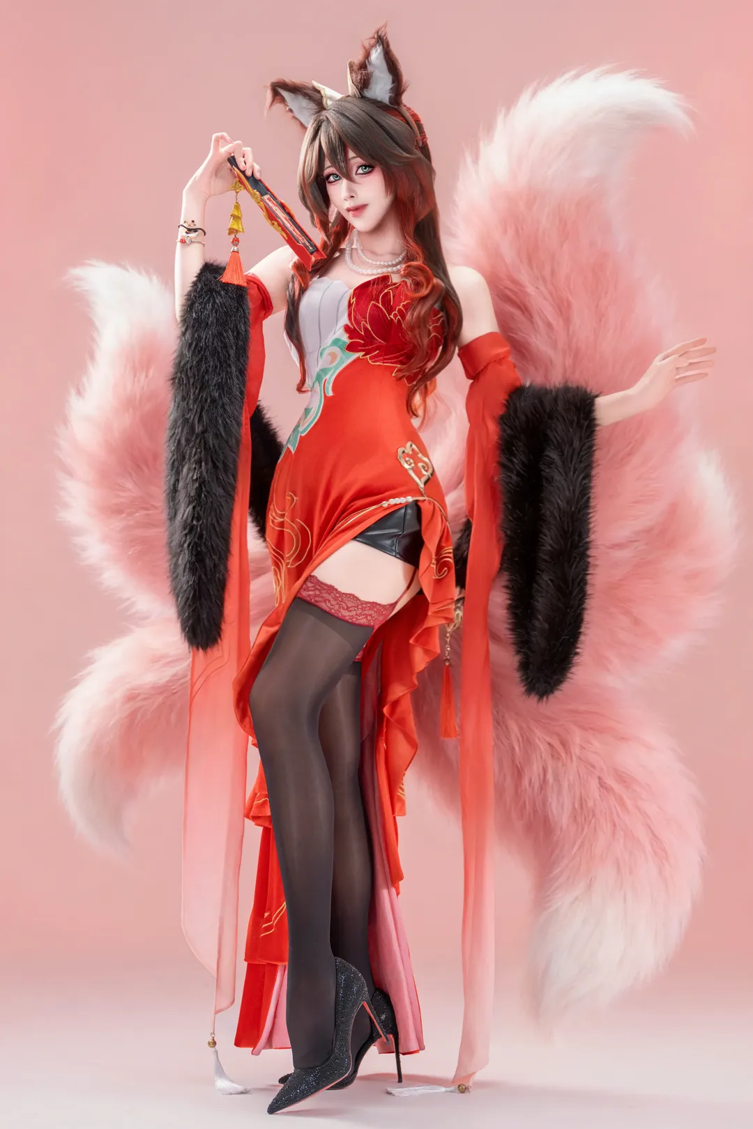 ロールプレイ, 帰忘の流離人コスプレ, 白ホリ撮影, 赤系, シュークリーム