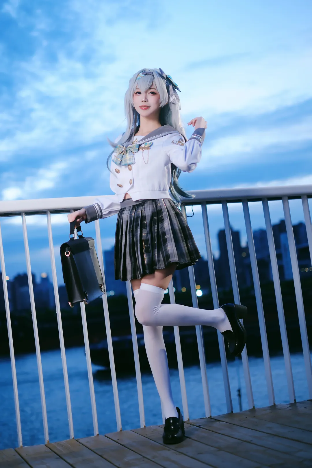 崩壞星穹鐵道, 流螢cos, JK制服, 藍調時刻, 濱江外景