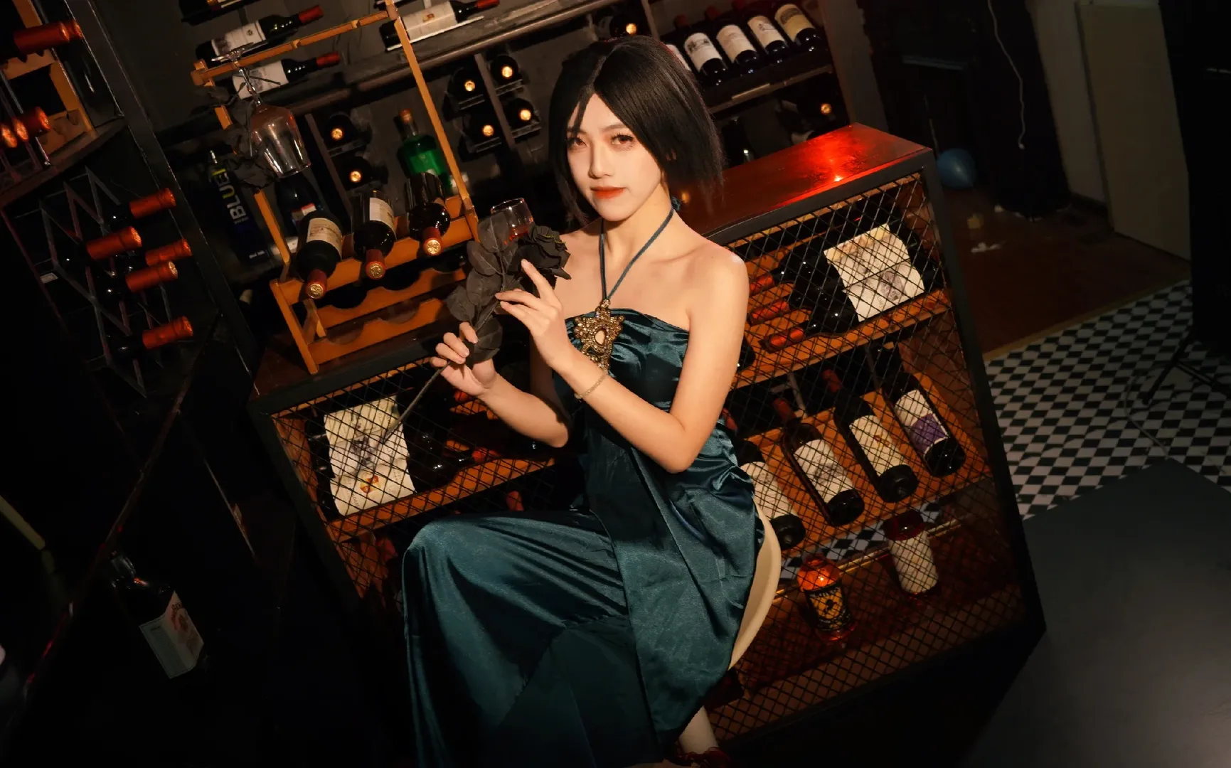 私设cos, 无畏契约, cosplay摄影, 蝰蛇cos, 酒吧cosplay - 第1张