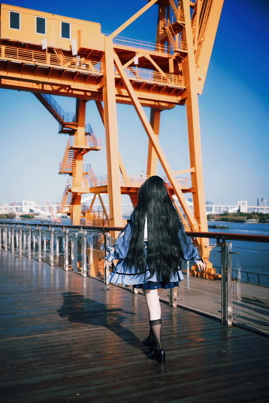 Wuthering Waves, Chisa cosplay, Long Museum photoshoot, Long straight black hair with hime cut, JK photoshoot - Image 7