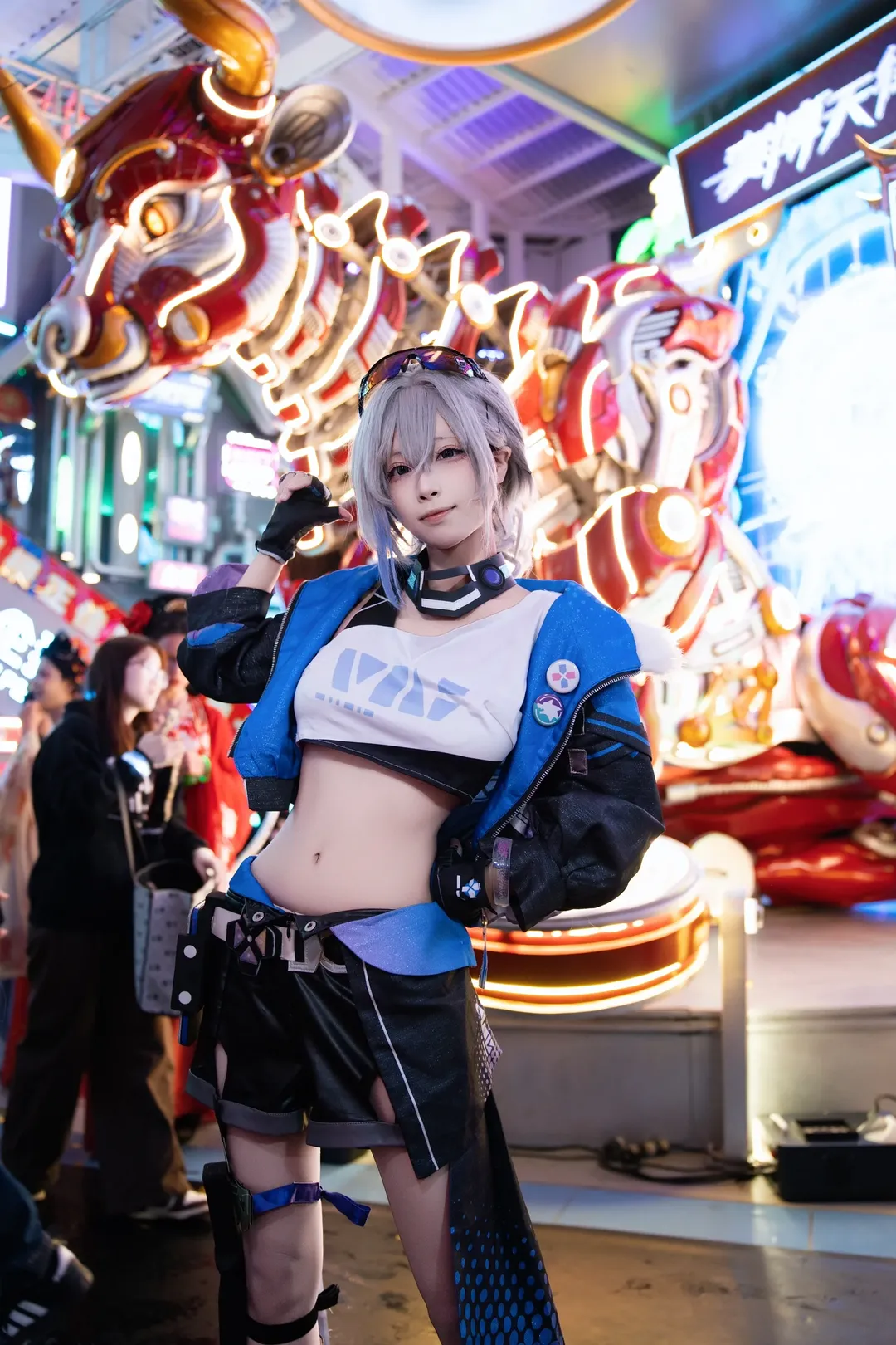 Silver Wolf cosplay, Honkai: Star Rail, Grandview Mall, Guangzhou, Cyber Sky Street, Prosperous Bull