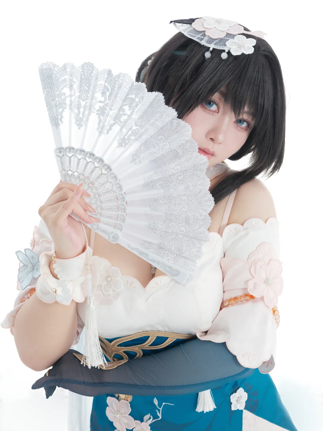 Honkai: Star Rail, Ruan Mei cosplay, Cosplay photography, White background photography, Fan prop