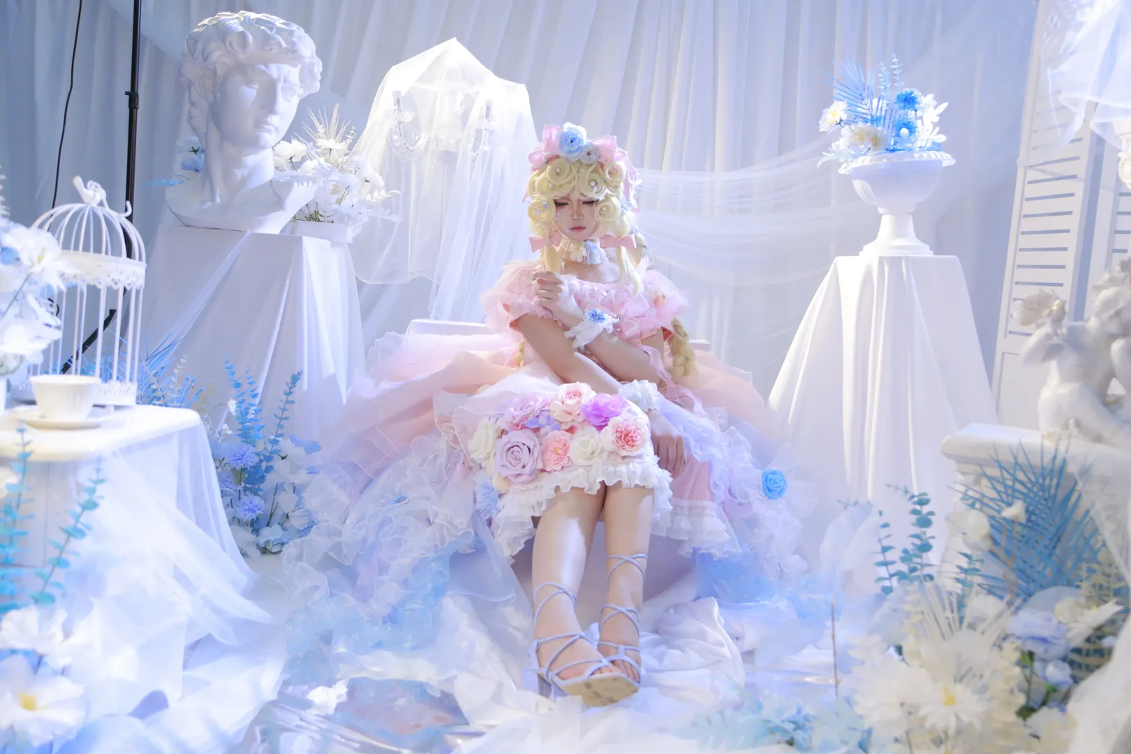 Aesthetic photography, Identity V, Dreamy style, Little girl's delusional cosplay, Gorgeous Lolita