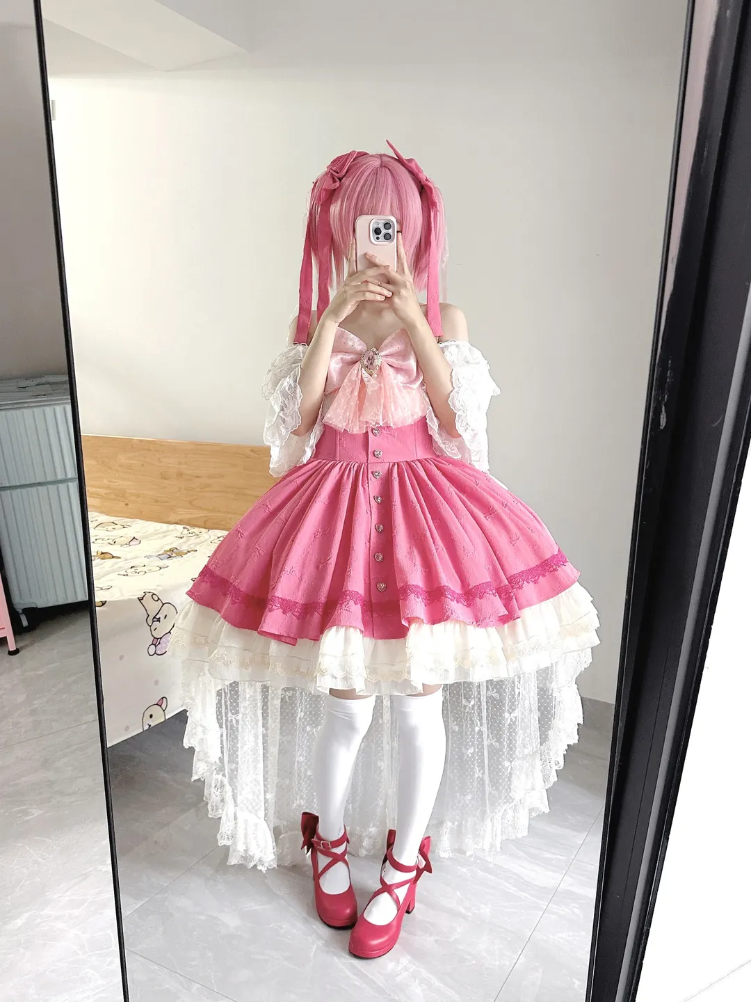 Madoka Kaname cosplay, Puella Magi Madoka Magica, Anime-style outfit, Casual cosplay, Pink Lolita - Image 4
