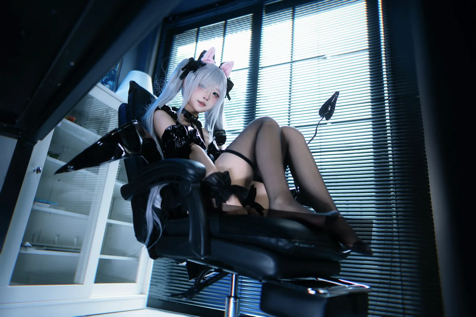 碧蓝航线, Cosplay摄影, 雅努斯cos, 双马尾假发, 漆皮穿搭 - 第3张