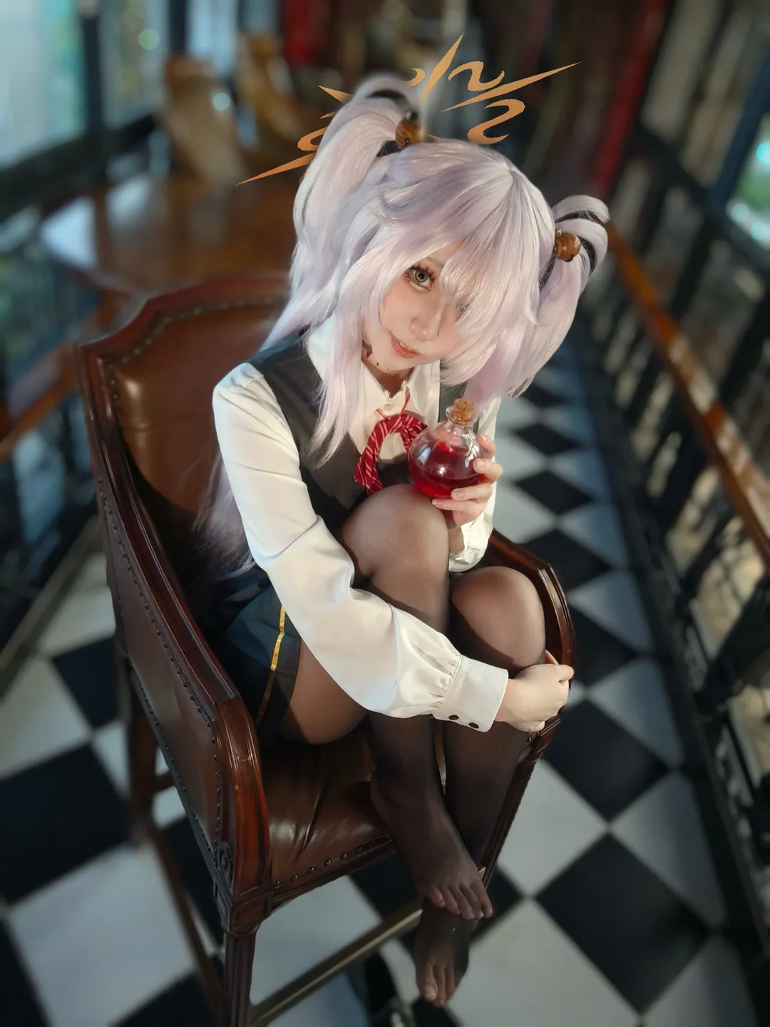 cosplay, 蔚蓝档案, 板垣庚cos, 制服风, 复古场景 - 第2张