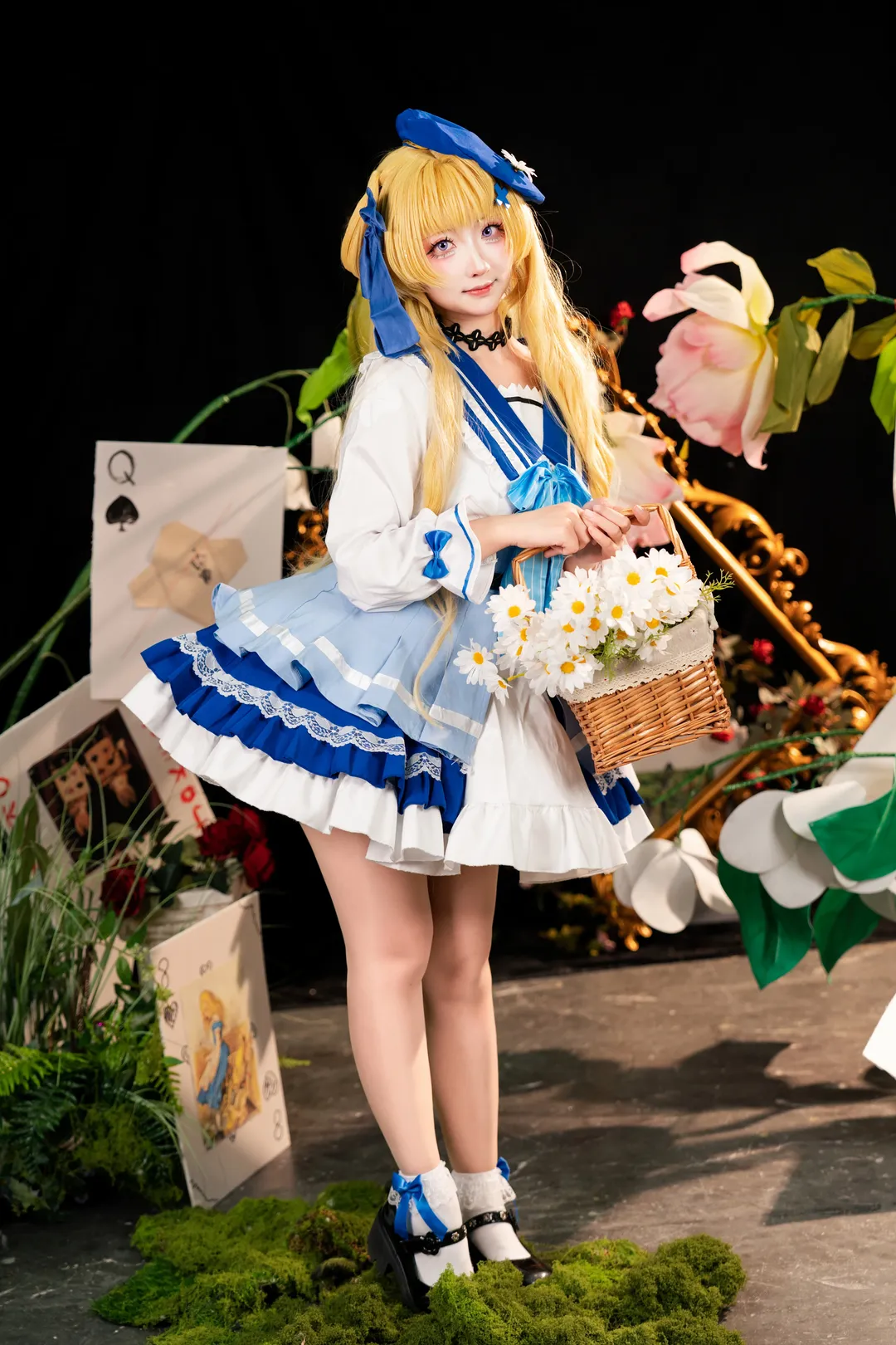 菲比cos, 鸣潮, 漫展返图, cosplay摄影, 蓝白洋装 - 第1张